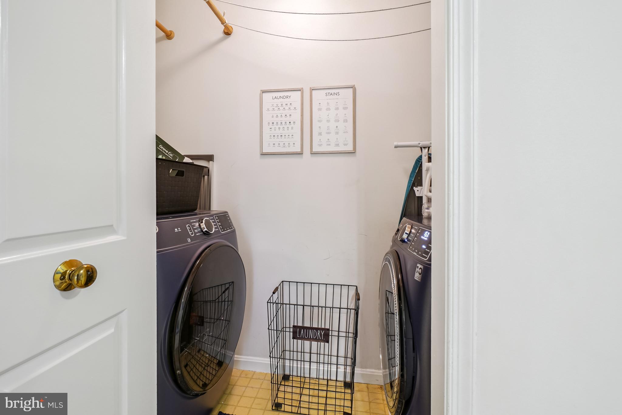 HARBOR HILLS - Residential