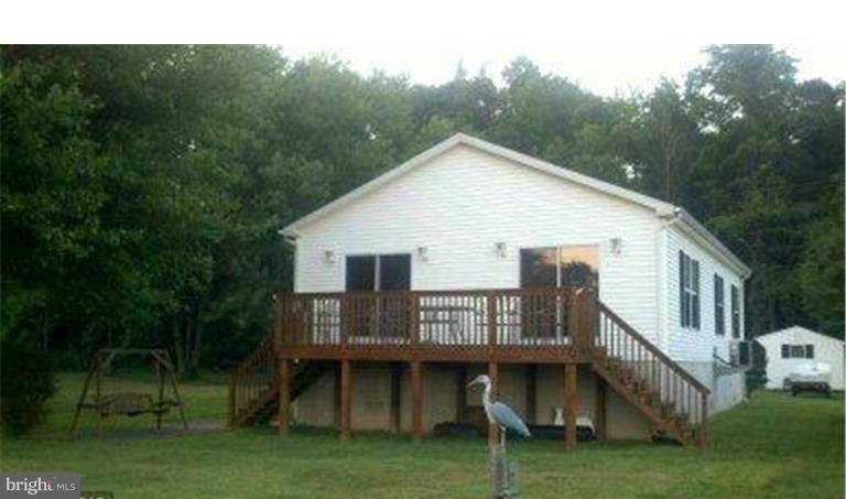 BOWLEYS QUARTERS - Residential Lease