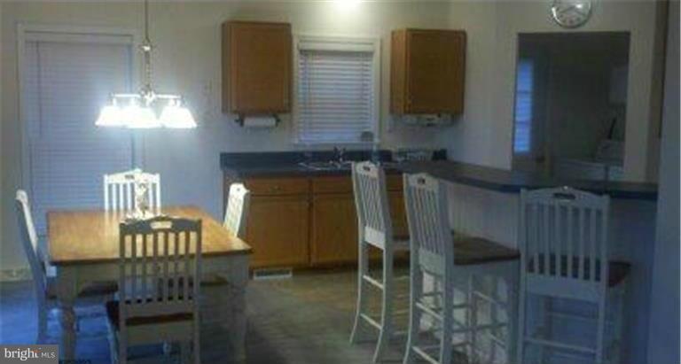 BOWLEYS QUARTERS - Residential Lease