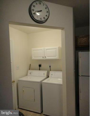 BOWLEYS QUARTERS - Residential Lease