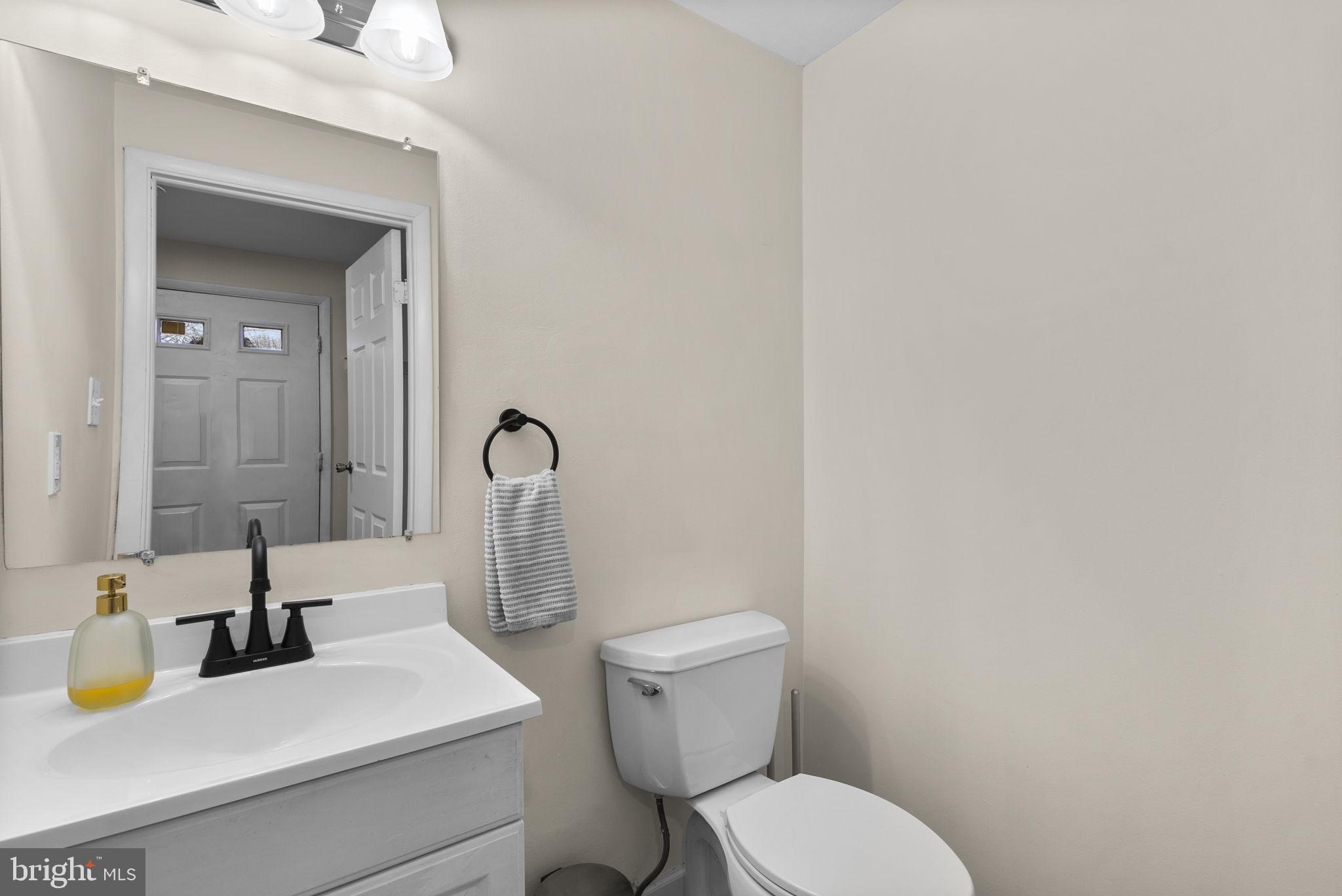 GUNNERS LAKE VILLAGE - Residential