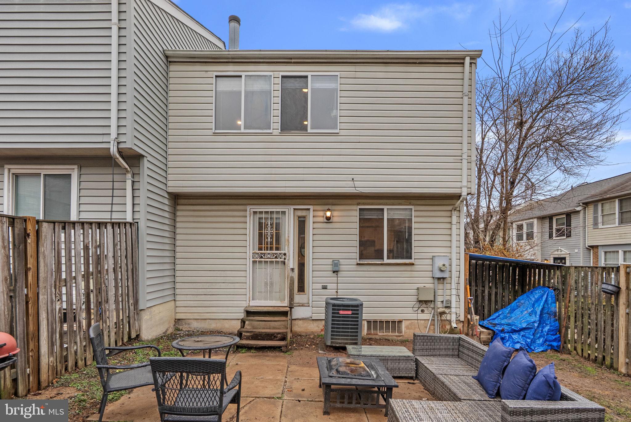 GUNNERS LAKE VILLAGE - Residential