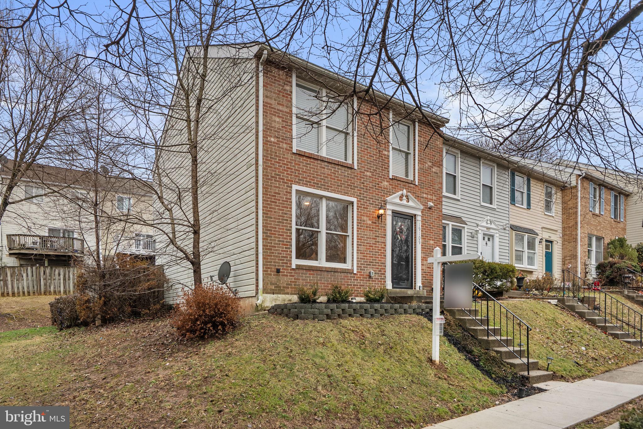 GUNNERS LAKE VILLAGE - Residential