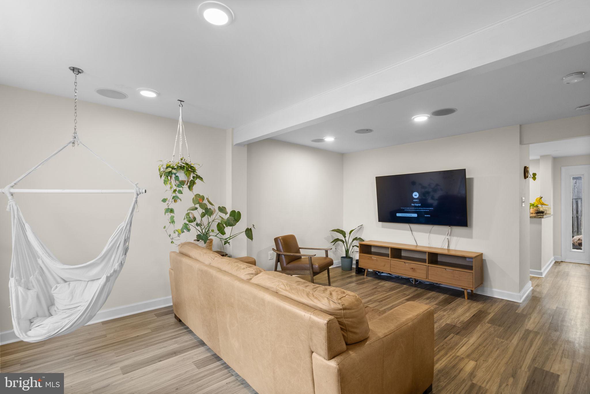 GUNNERS LAKE VILLAGE - Residential