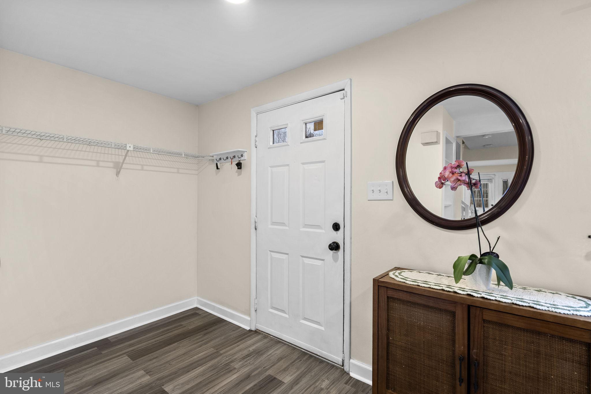 GUNNERS LAKE VILLAGE - Residential