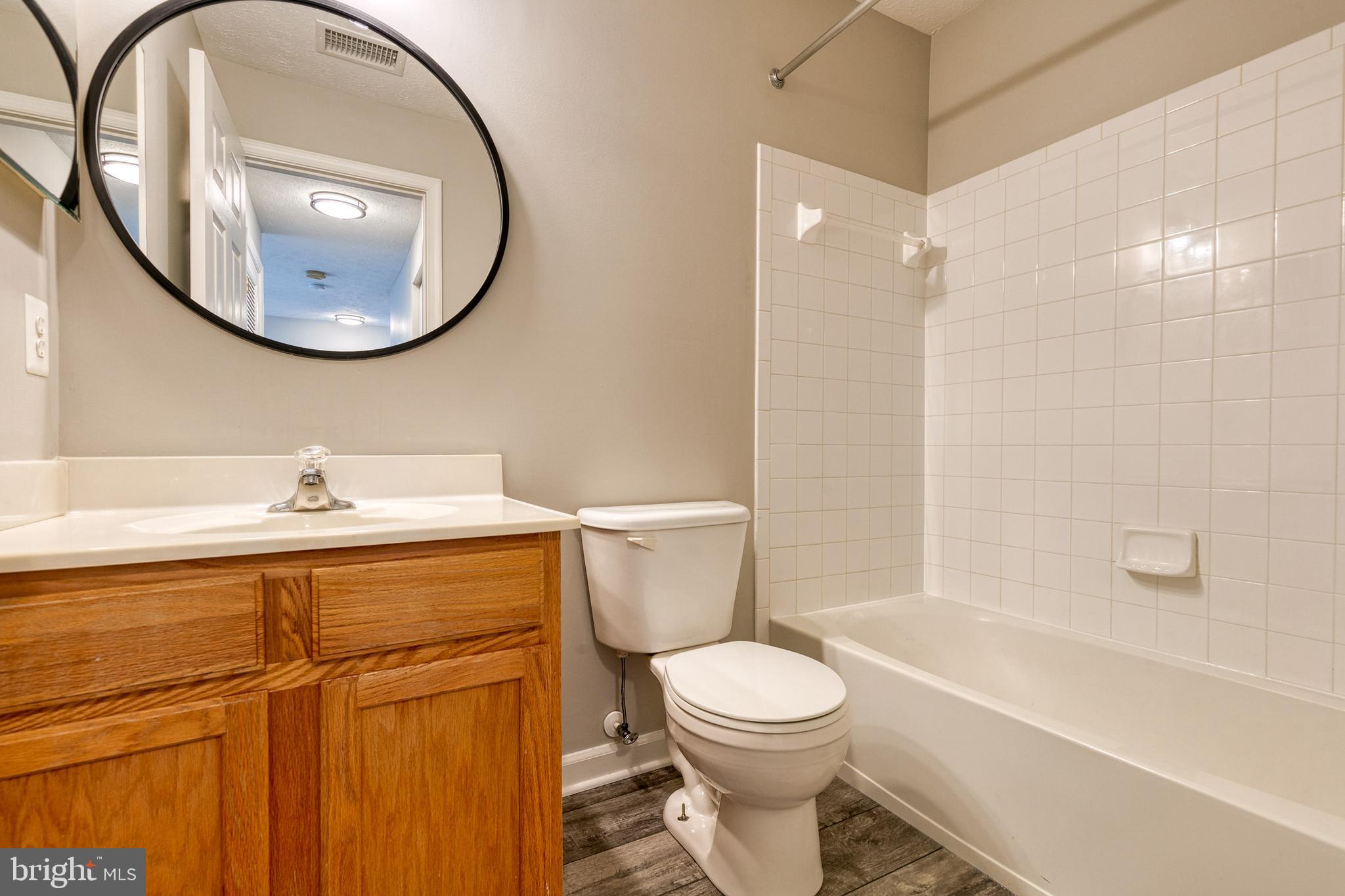 VILLAGE OF MILL RUN - Residential