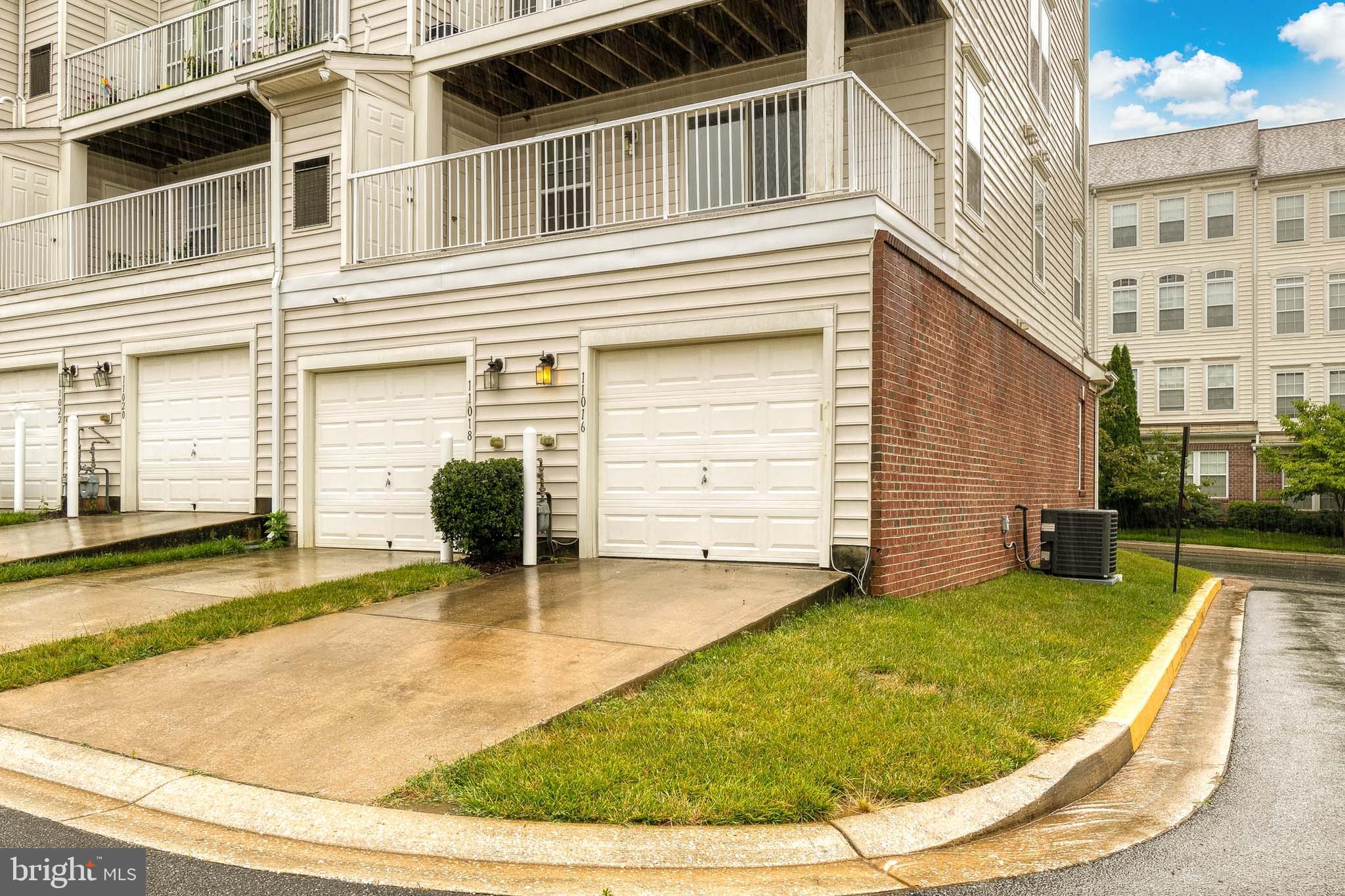 VILLAGE OF MILL RUN - Residential