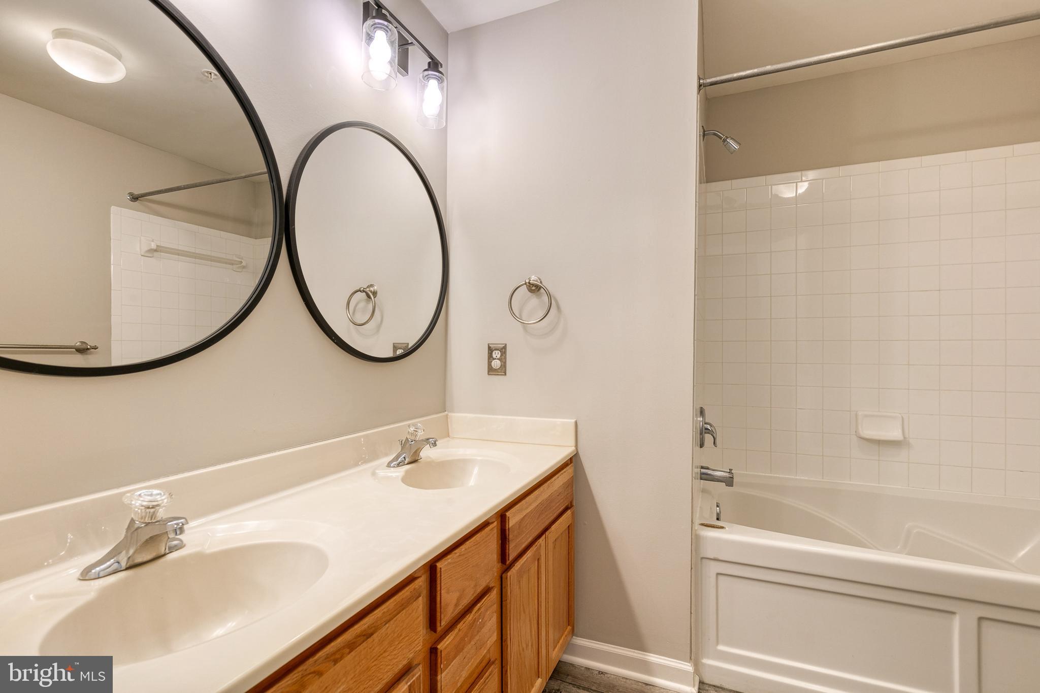 VILLAGE OF MILL RUN - Residential