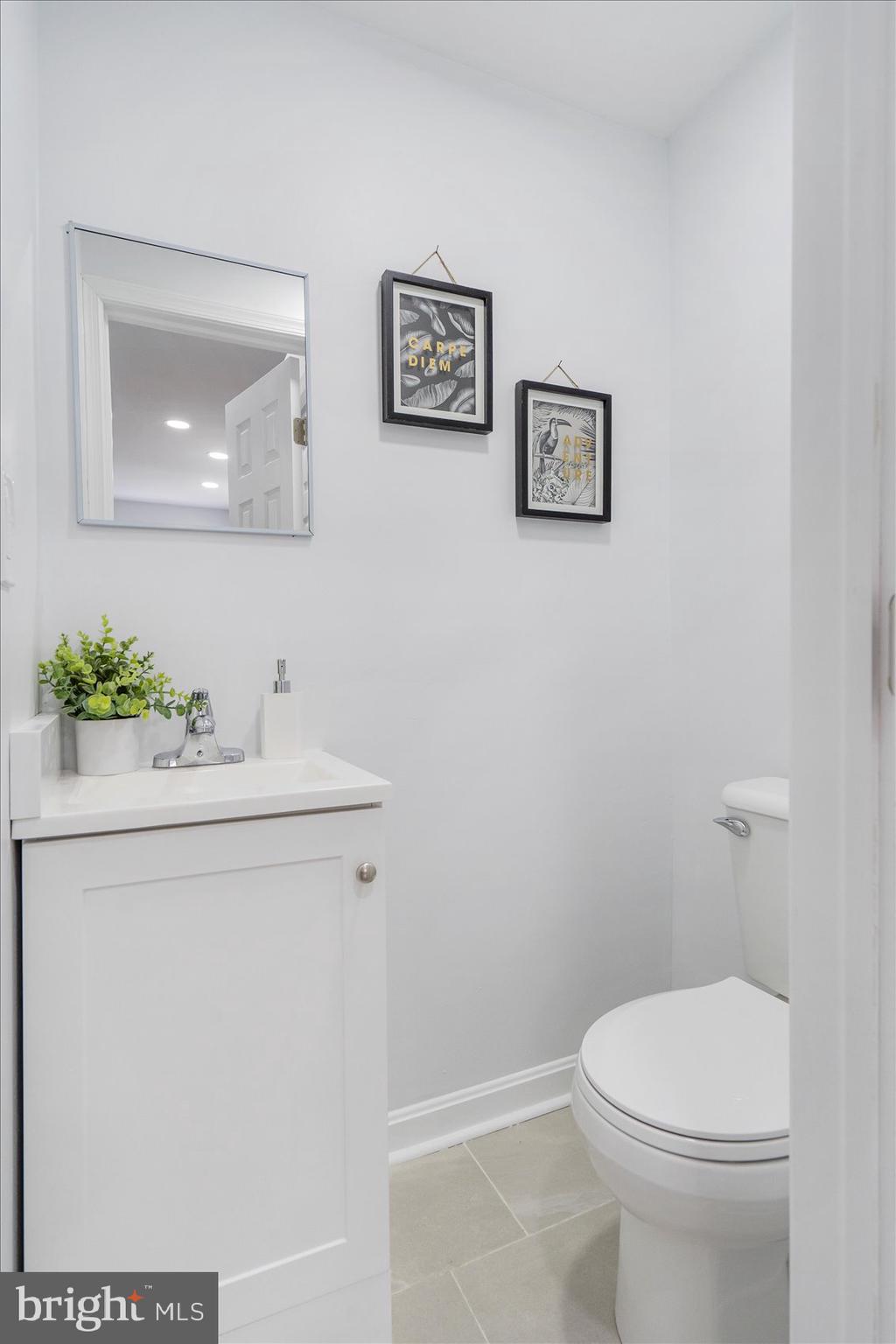 WASHINGTON VILLAGE - Residential Lease