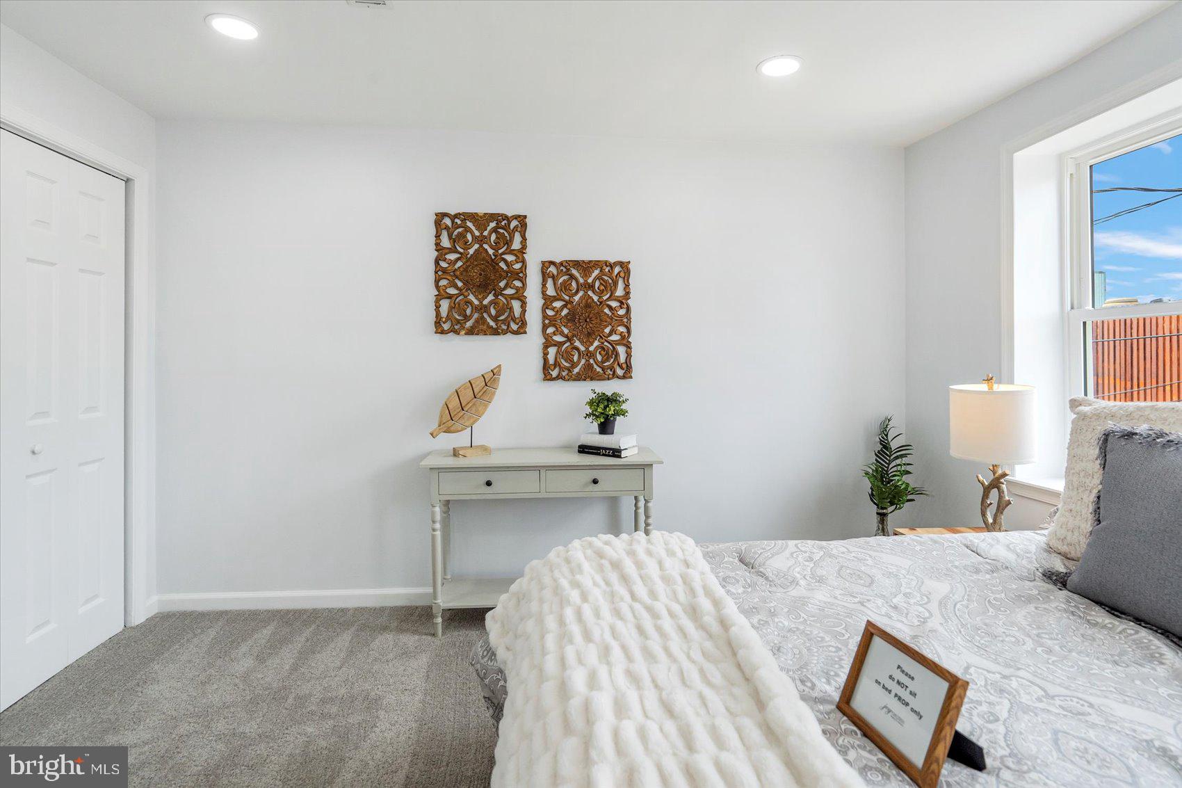 WASHINGTON VILLAGE - Residential Lease