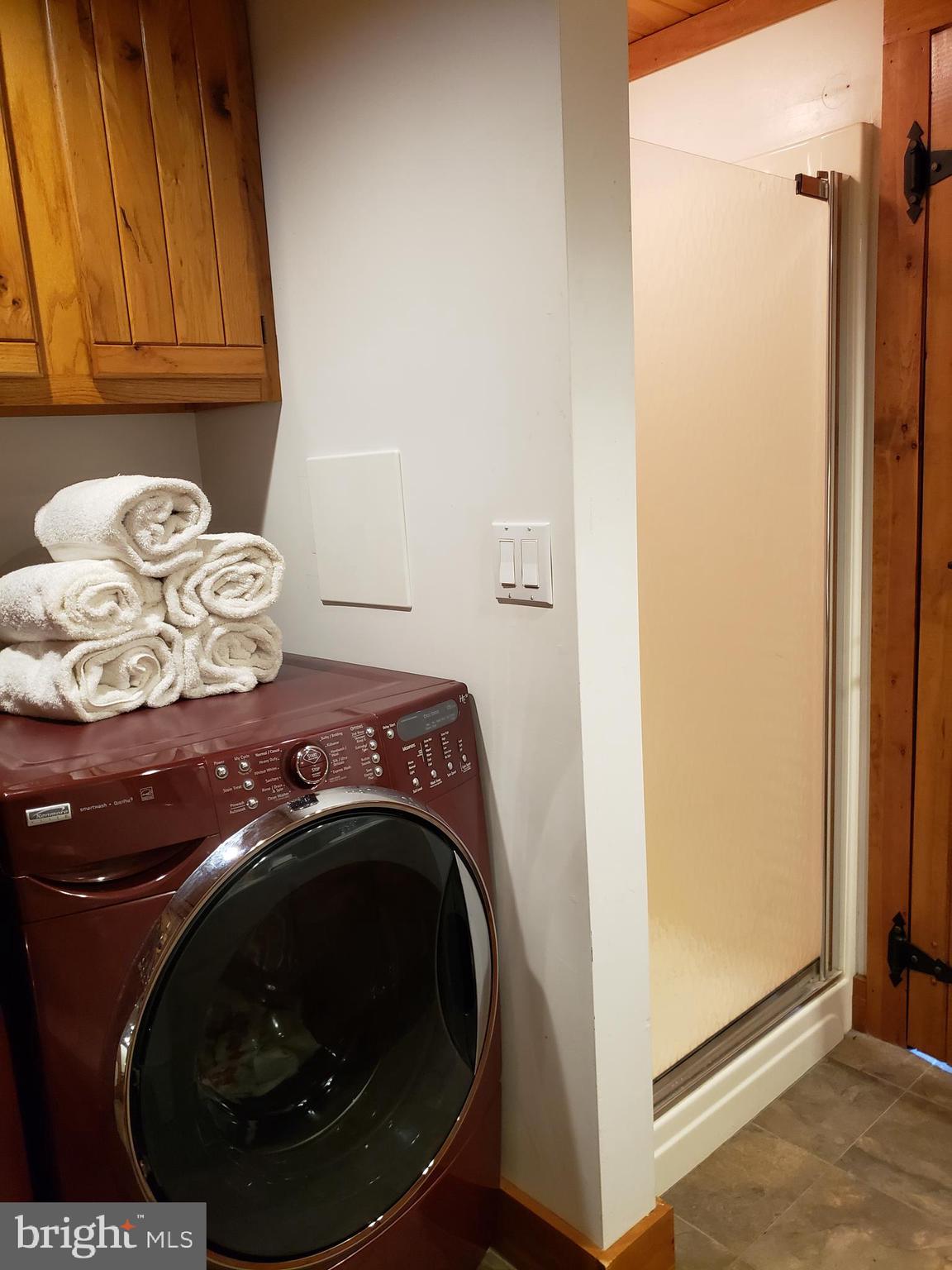 RIVER RIDGE - Residential