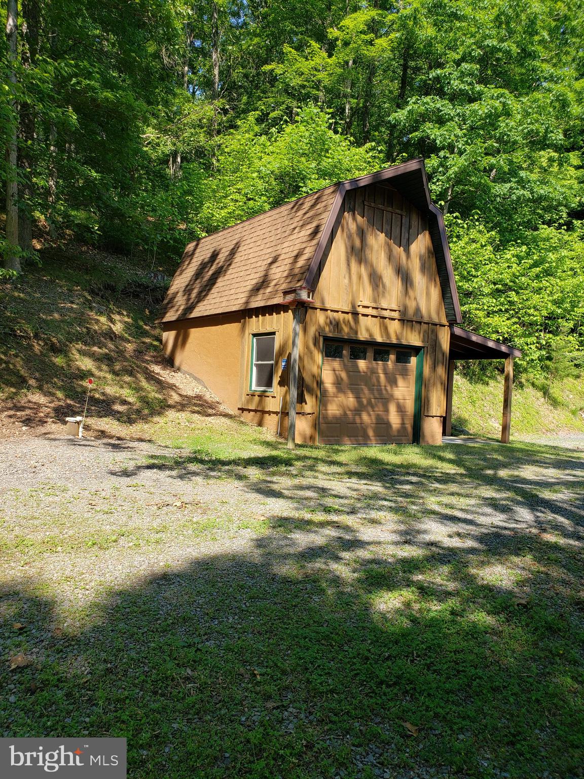 RIVER RIDGE - Residential