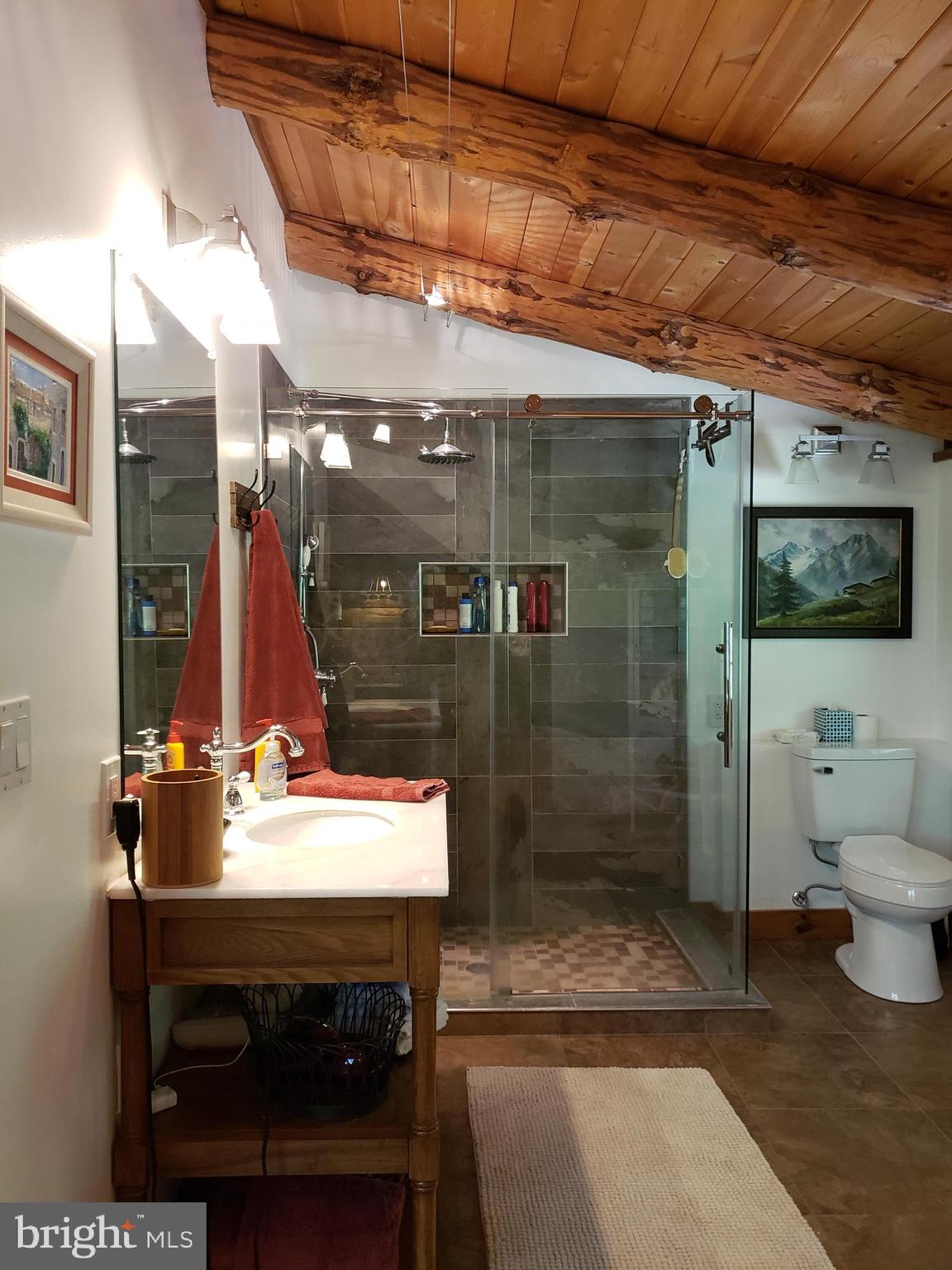 RIVER RIDGE - Residential