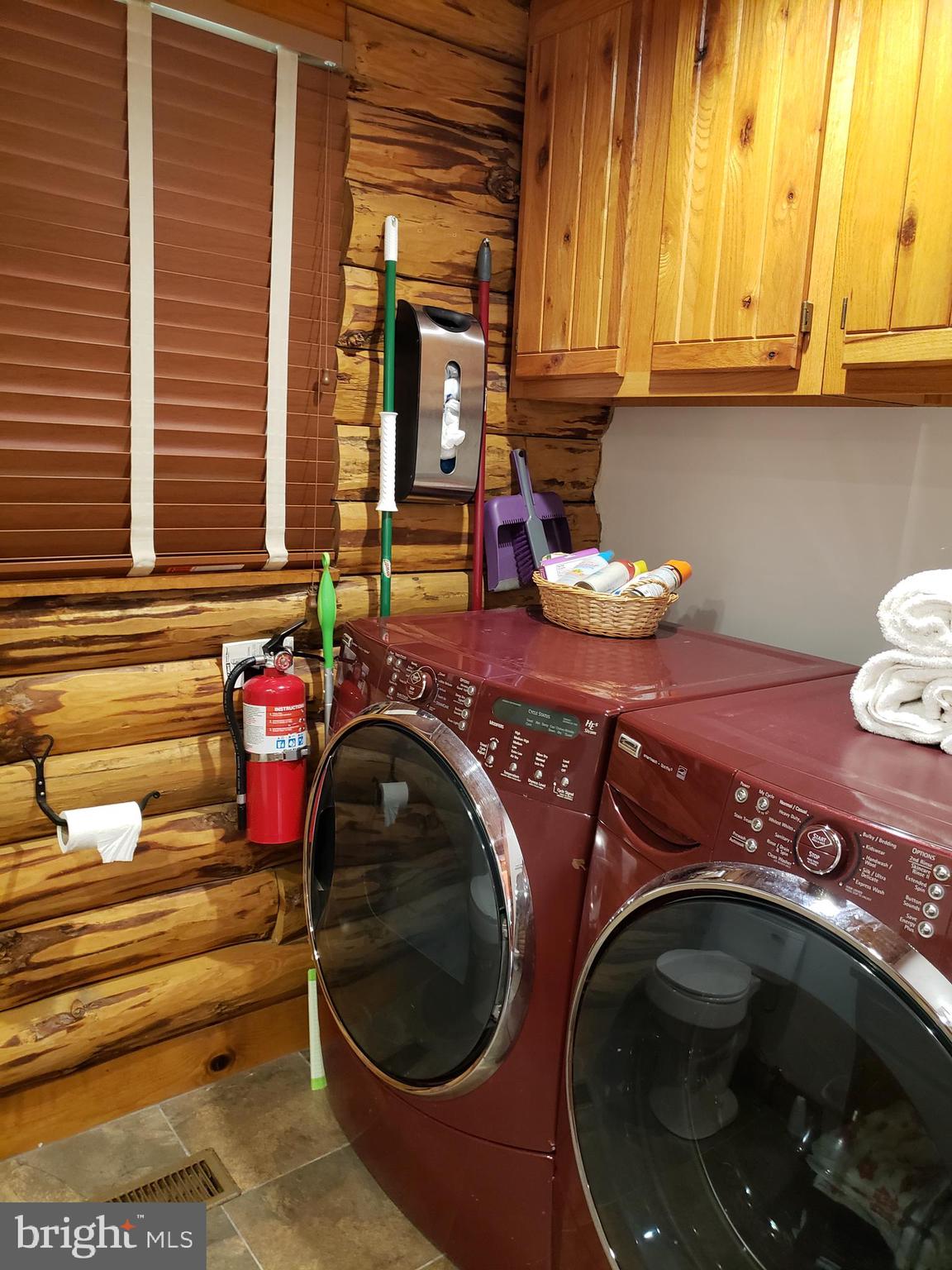 RIVER RIDGE - Residential