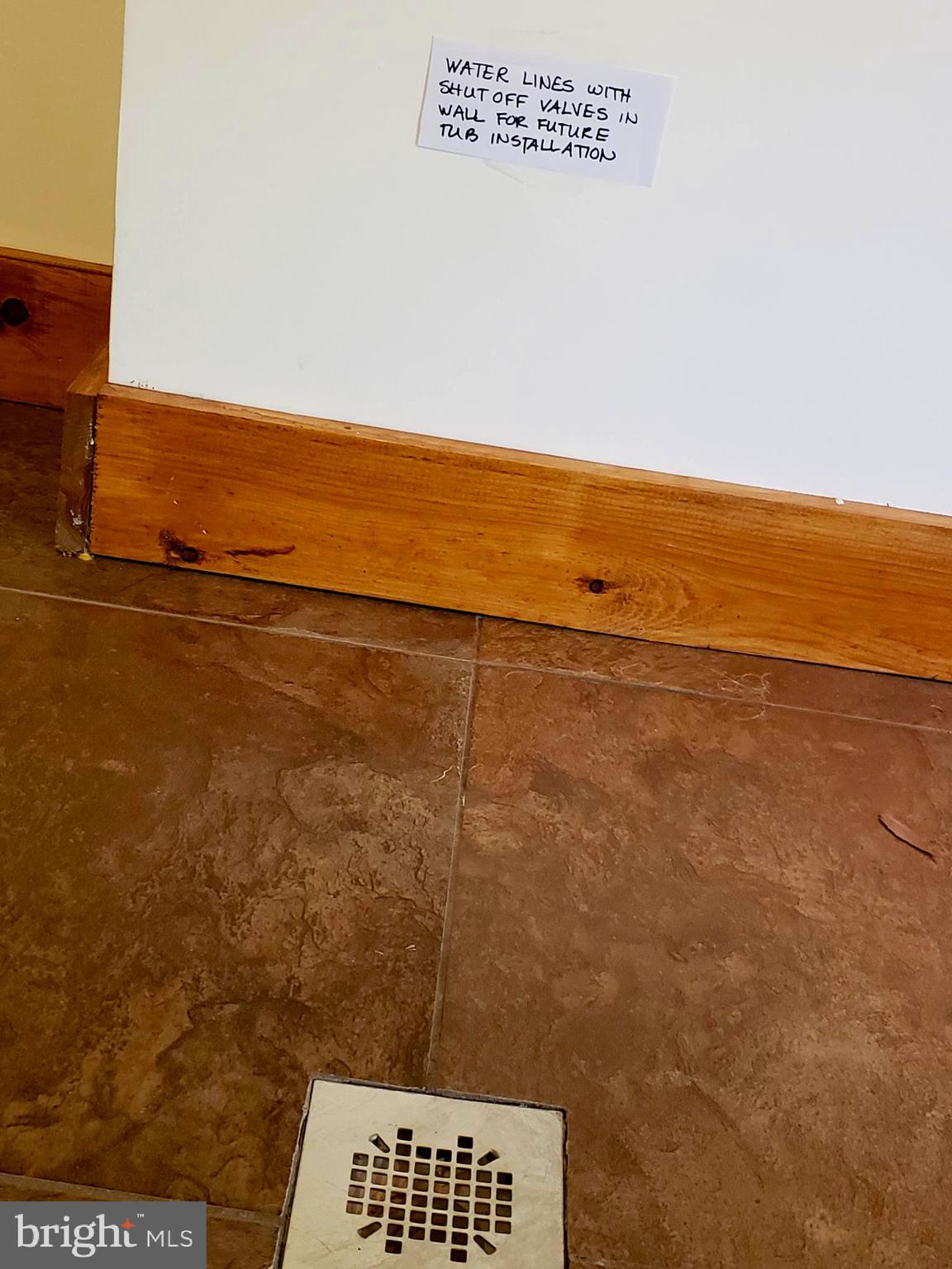 RIVER RIDGE - Residential