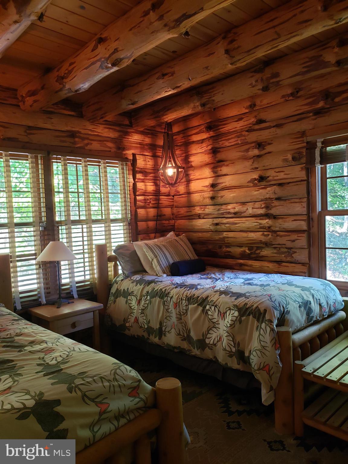 RIVER RIDGE - Residential