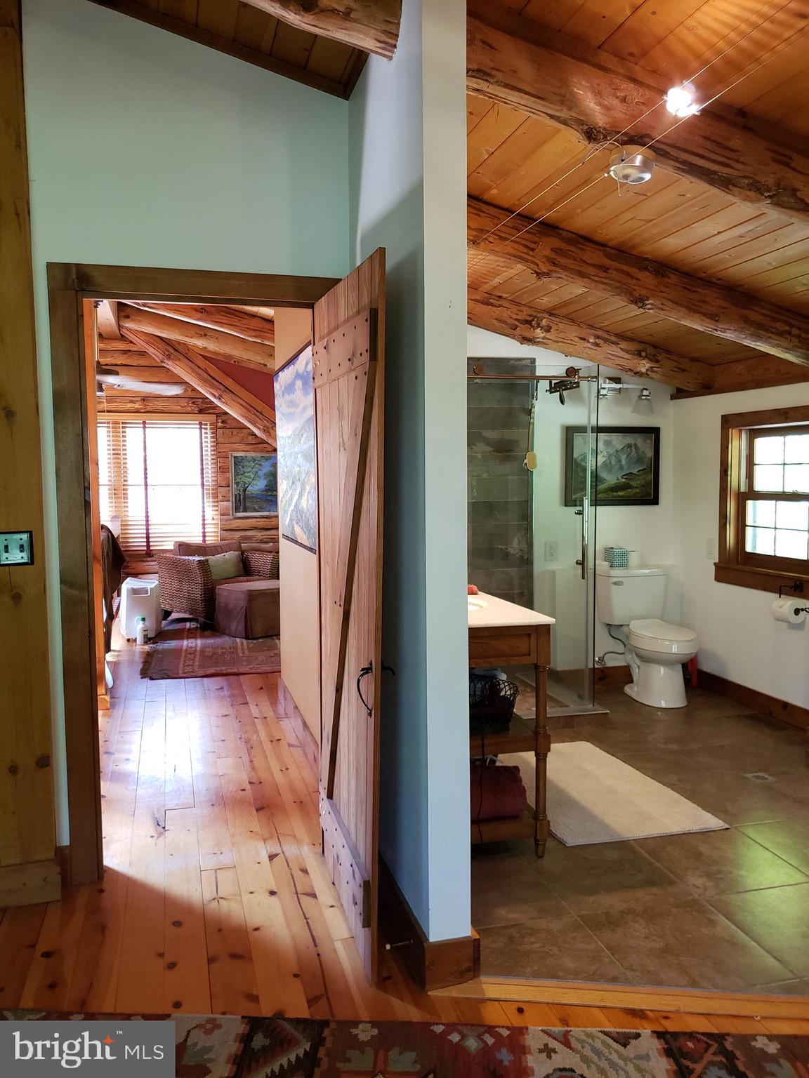 RIVER RIDGE - Residential