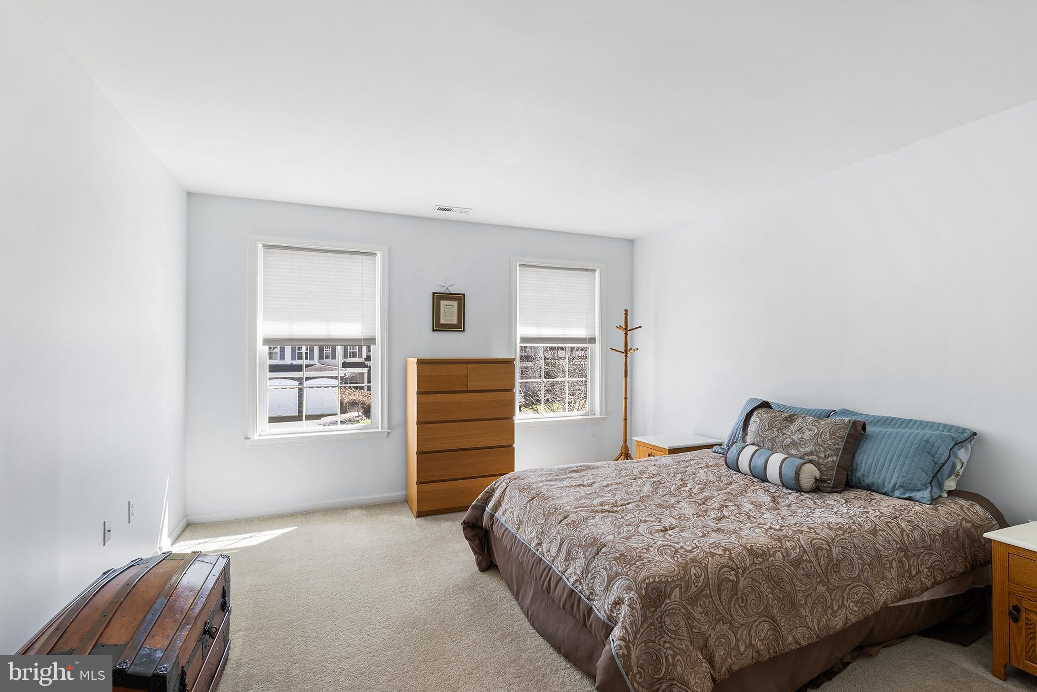 THORNBURY - Residential