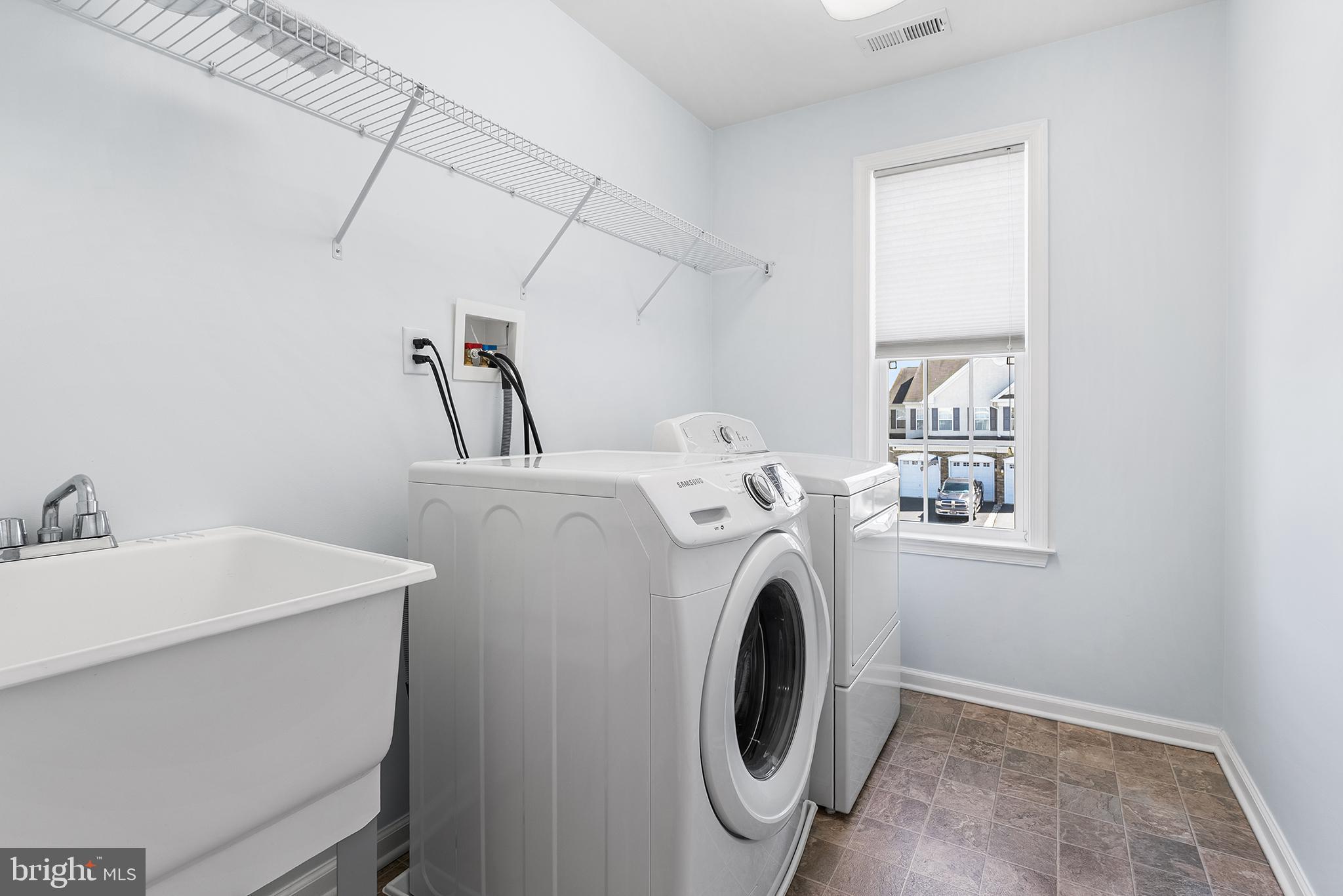 THORNBURY - Residential