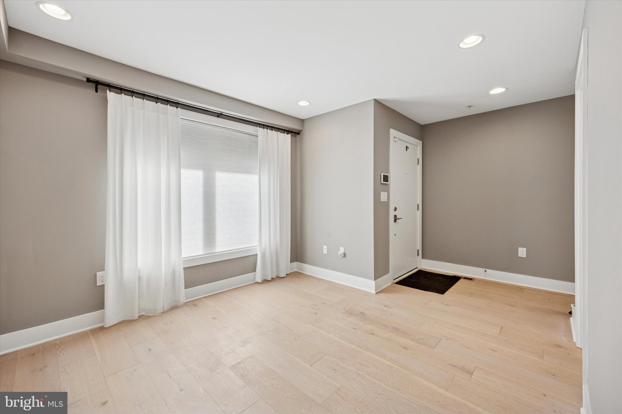 OLD CITY - Residential