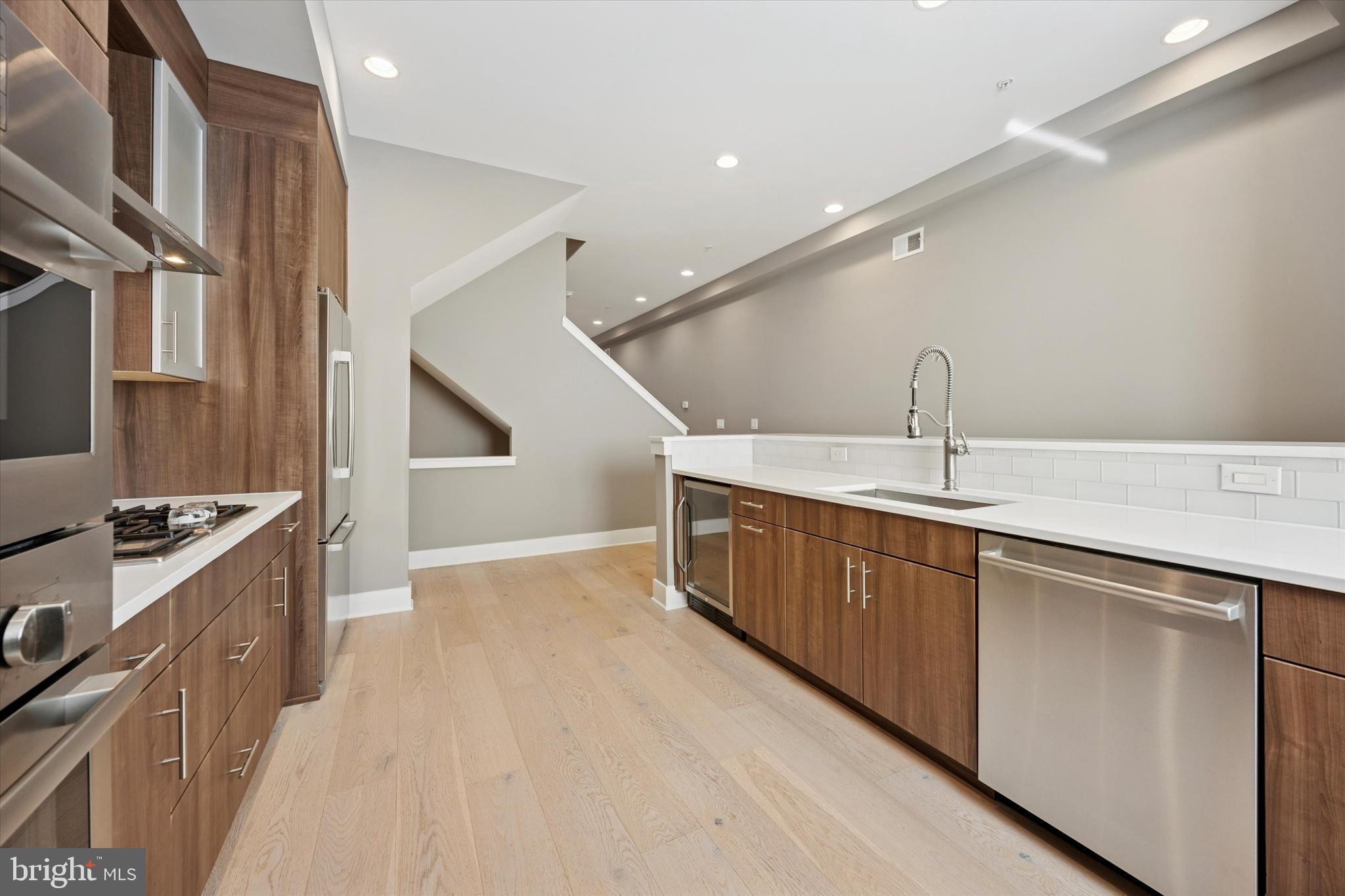 OLD CITY - Residential