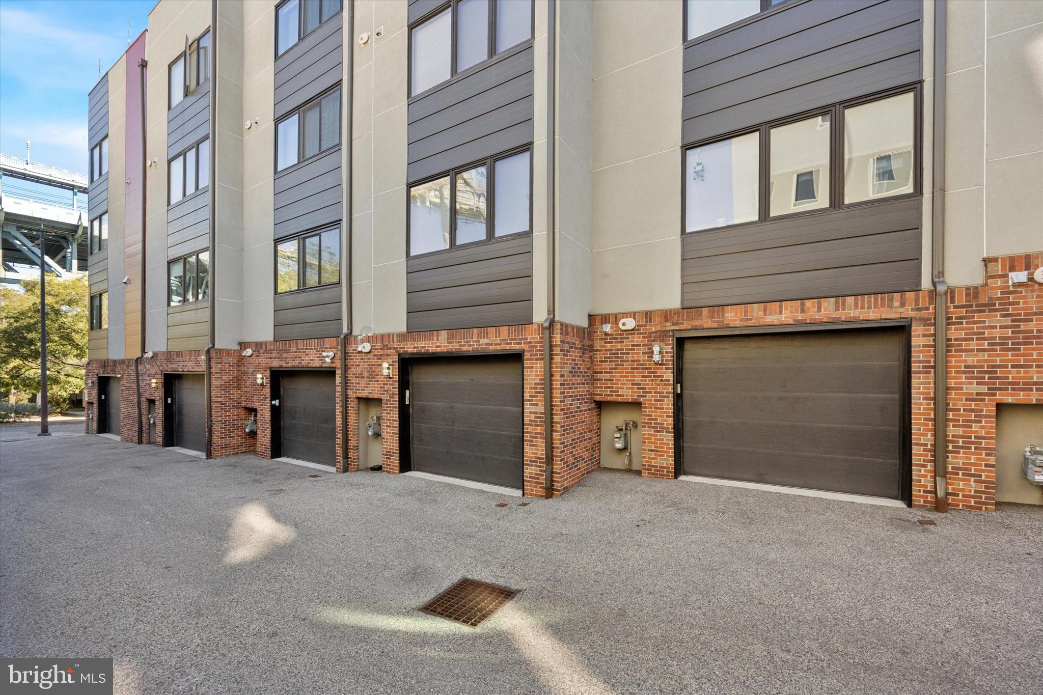 OLD CITY - Residential