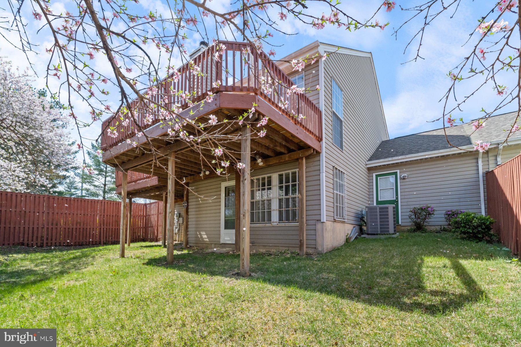 SOUTHLAKE - Residential