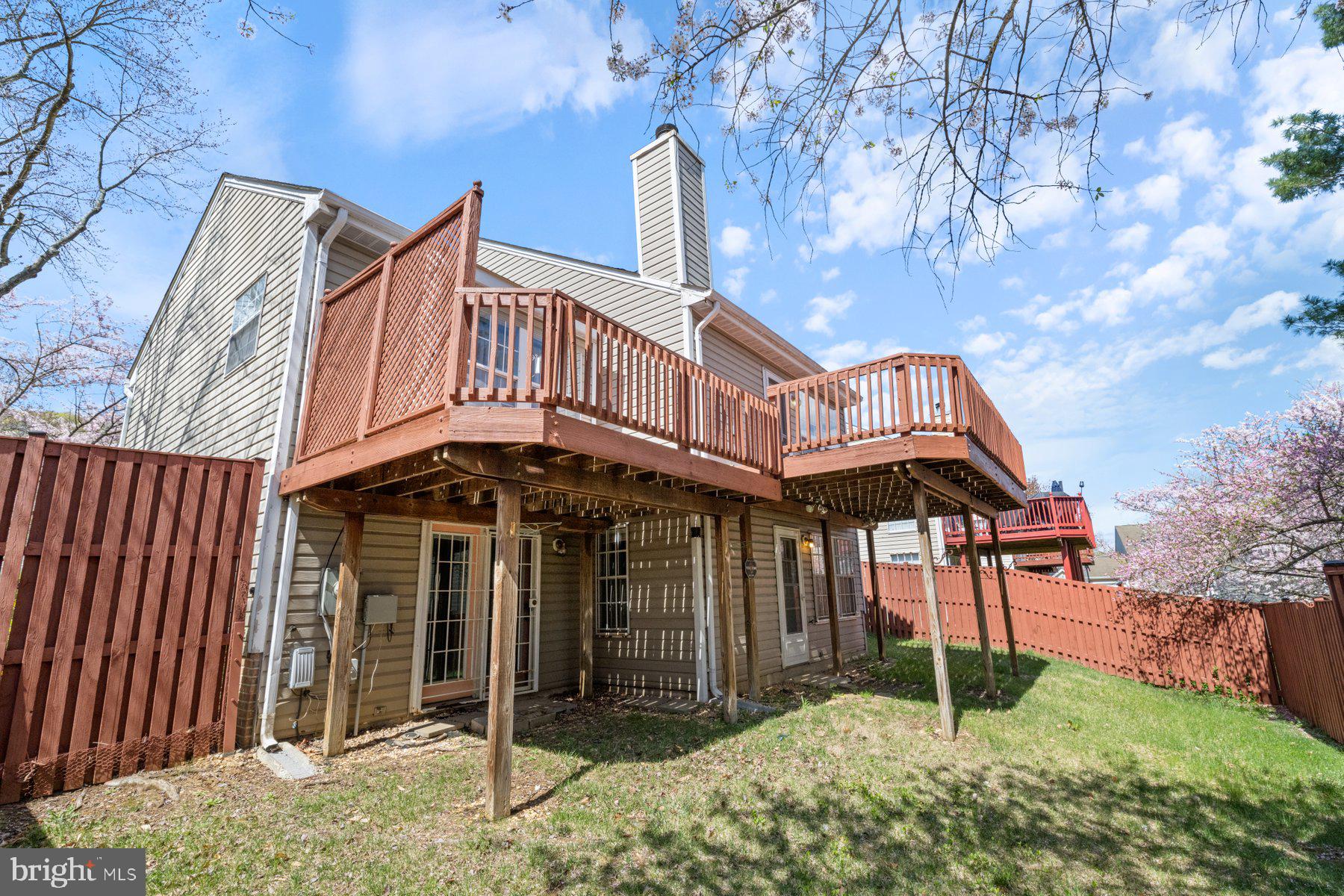 SOUTHLAKE - Residential