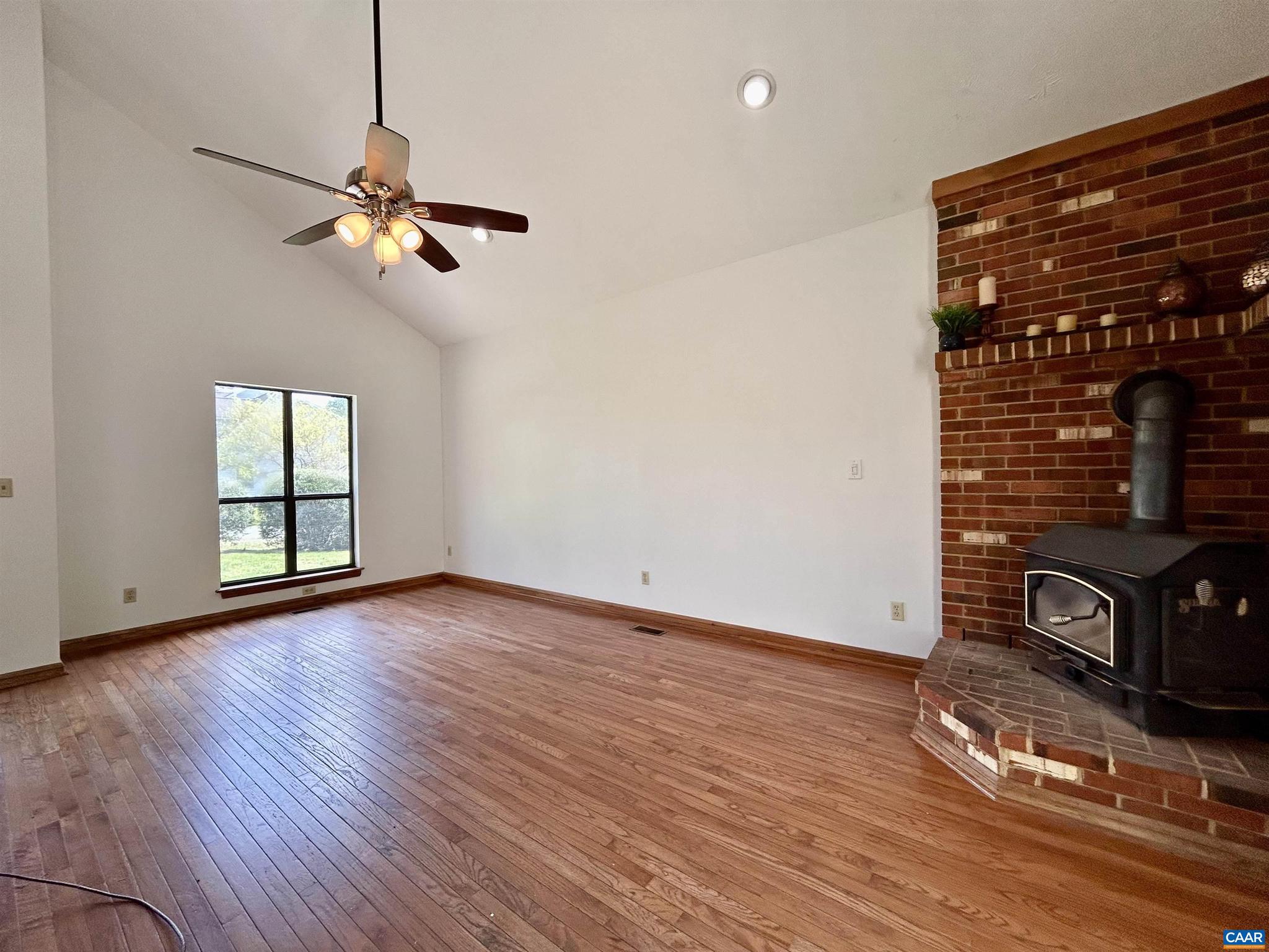 LAKE MONTICELLO - Residential Lease