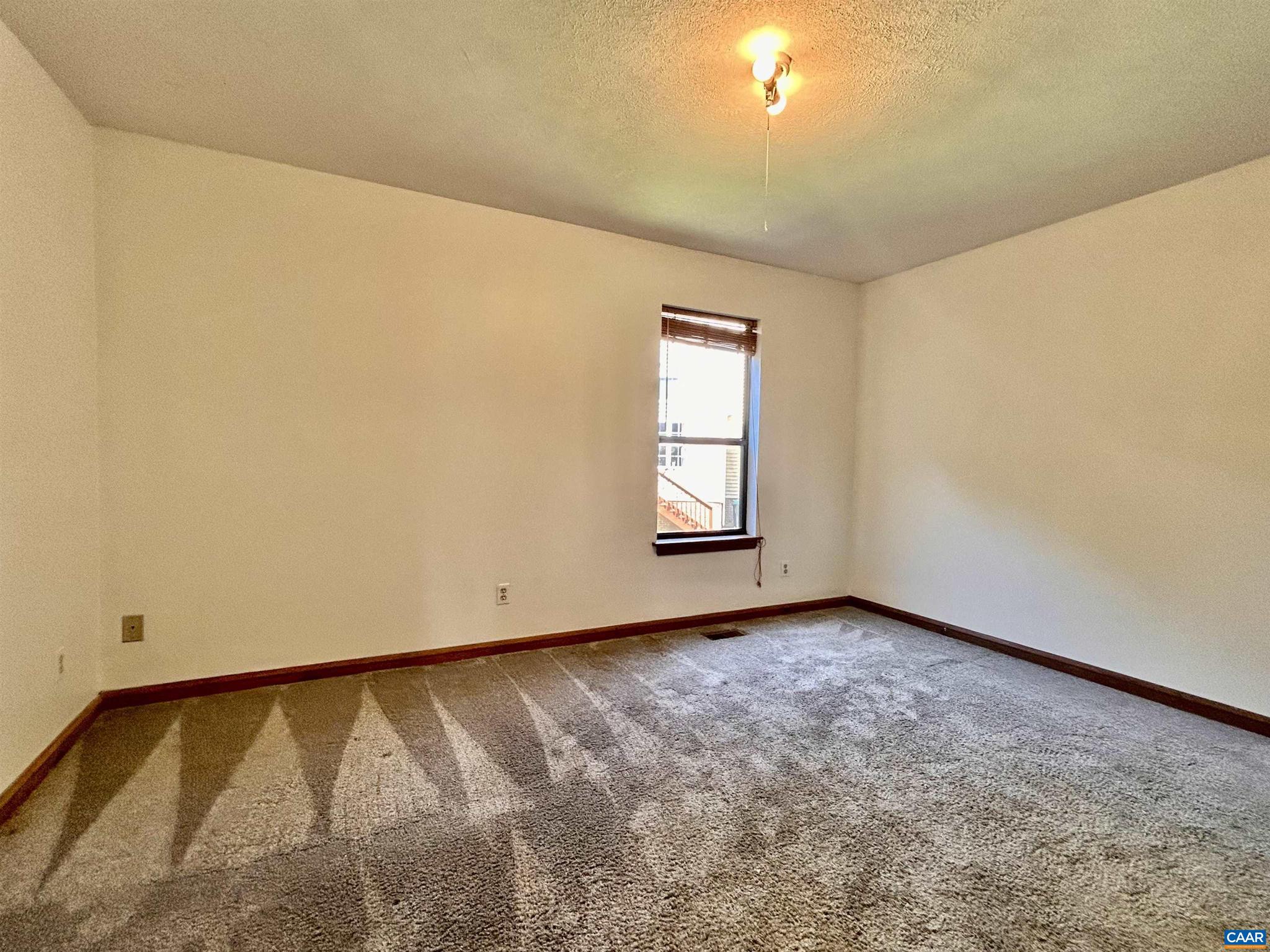LAKE MONTICELLO - Residential Lease