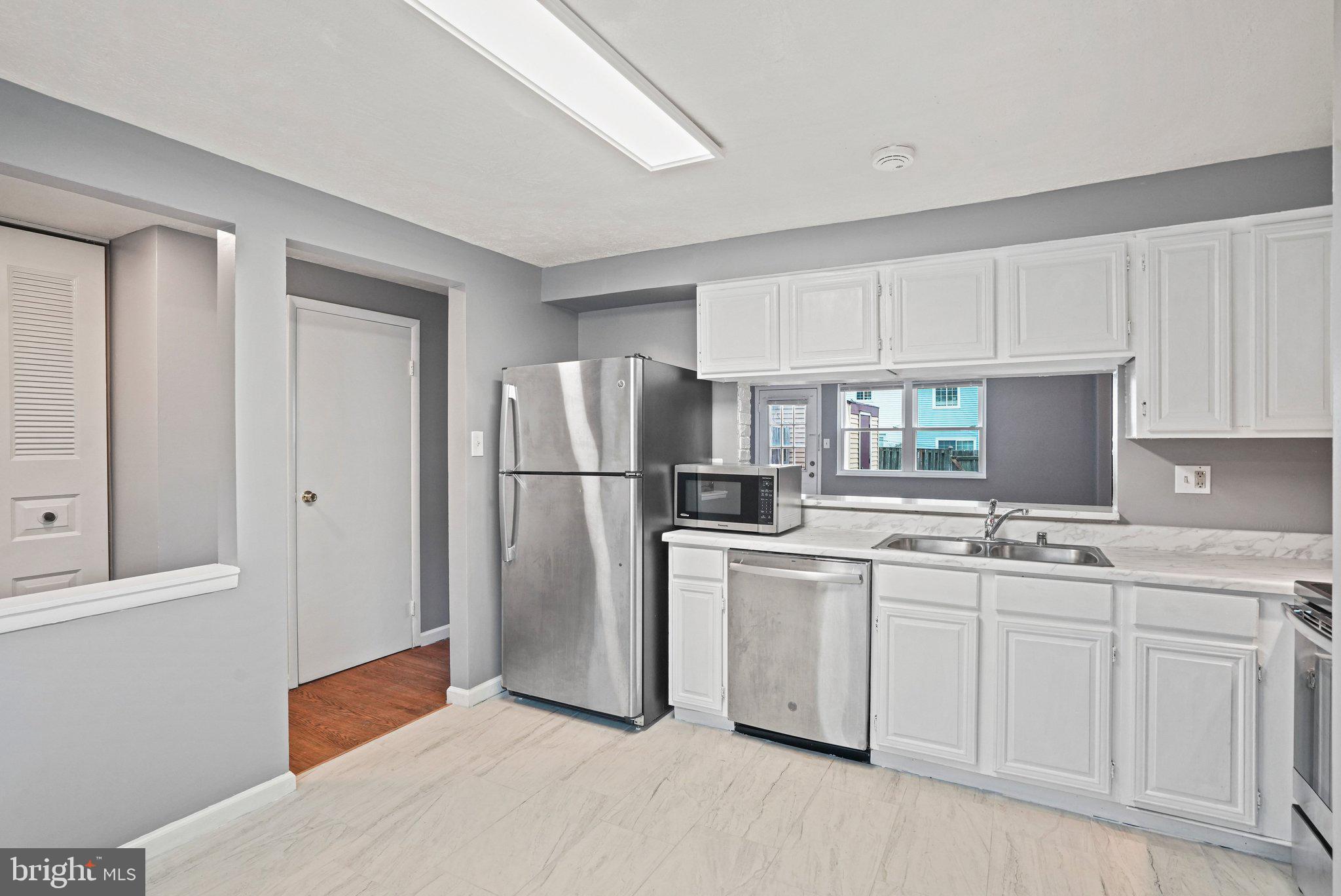 OAK SPRINGS - Residential