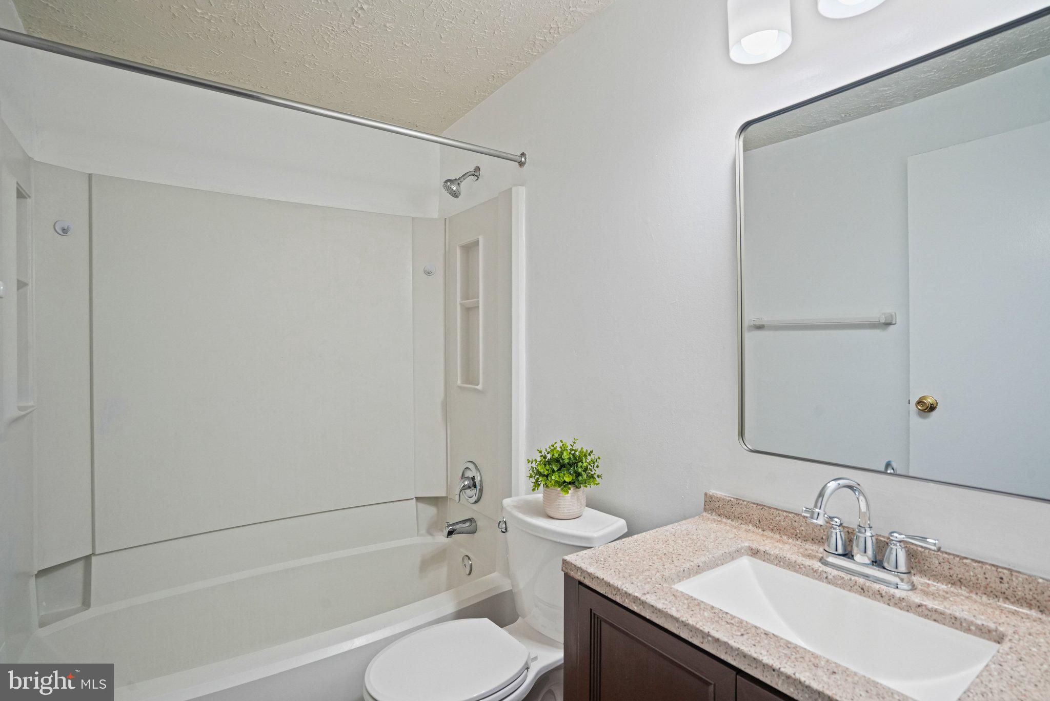 OAK SPRINGS - Residential