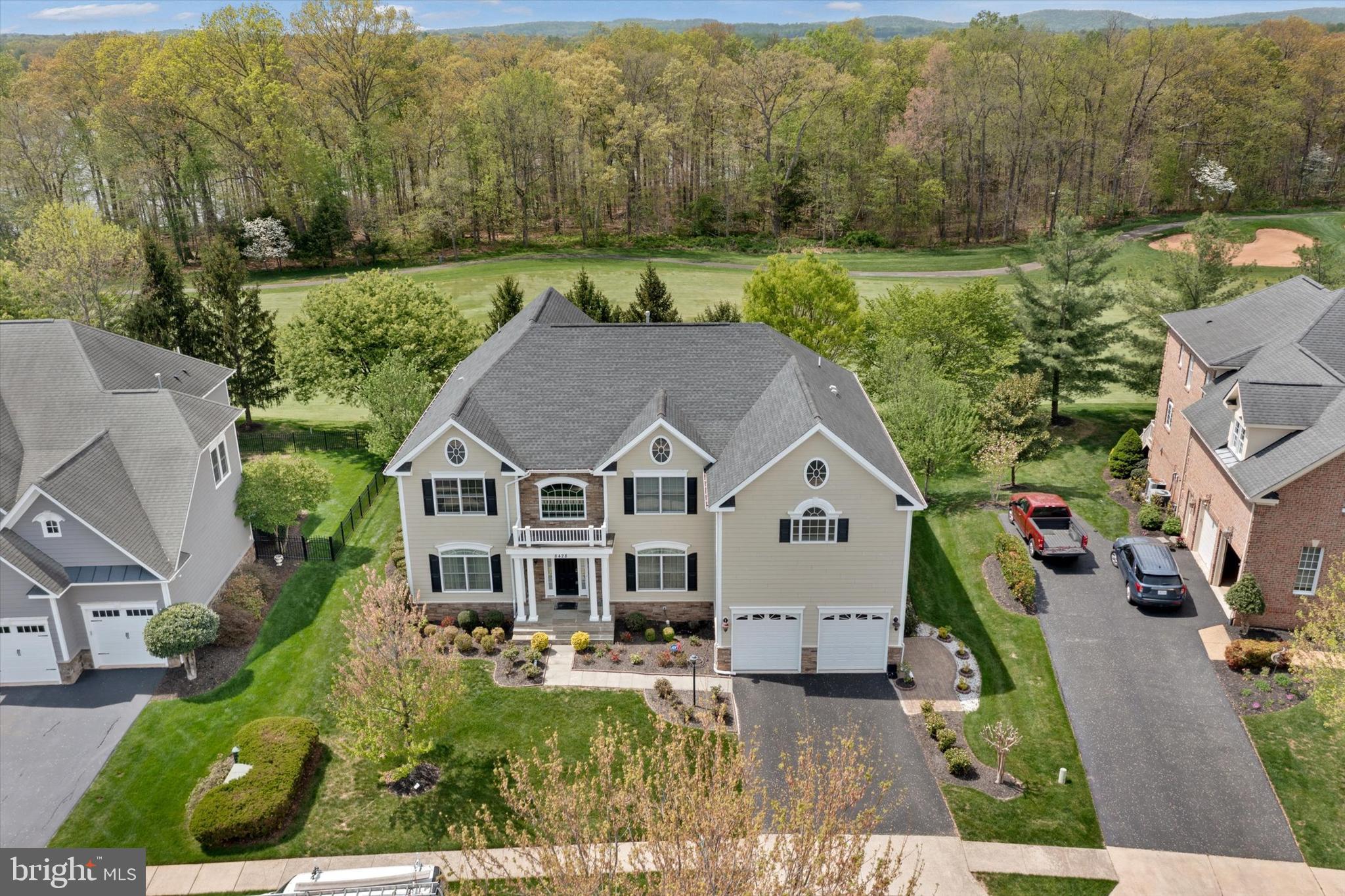 8428 LINK HILLS LOOP