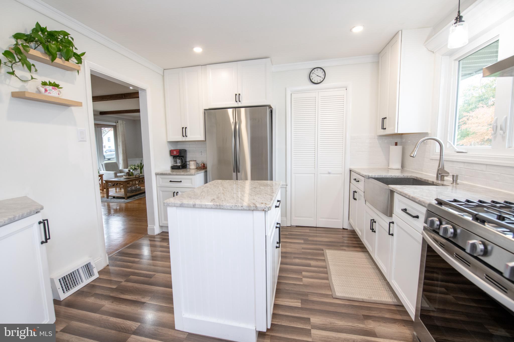 CASEY GDNS - Residential