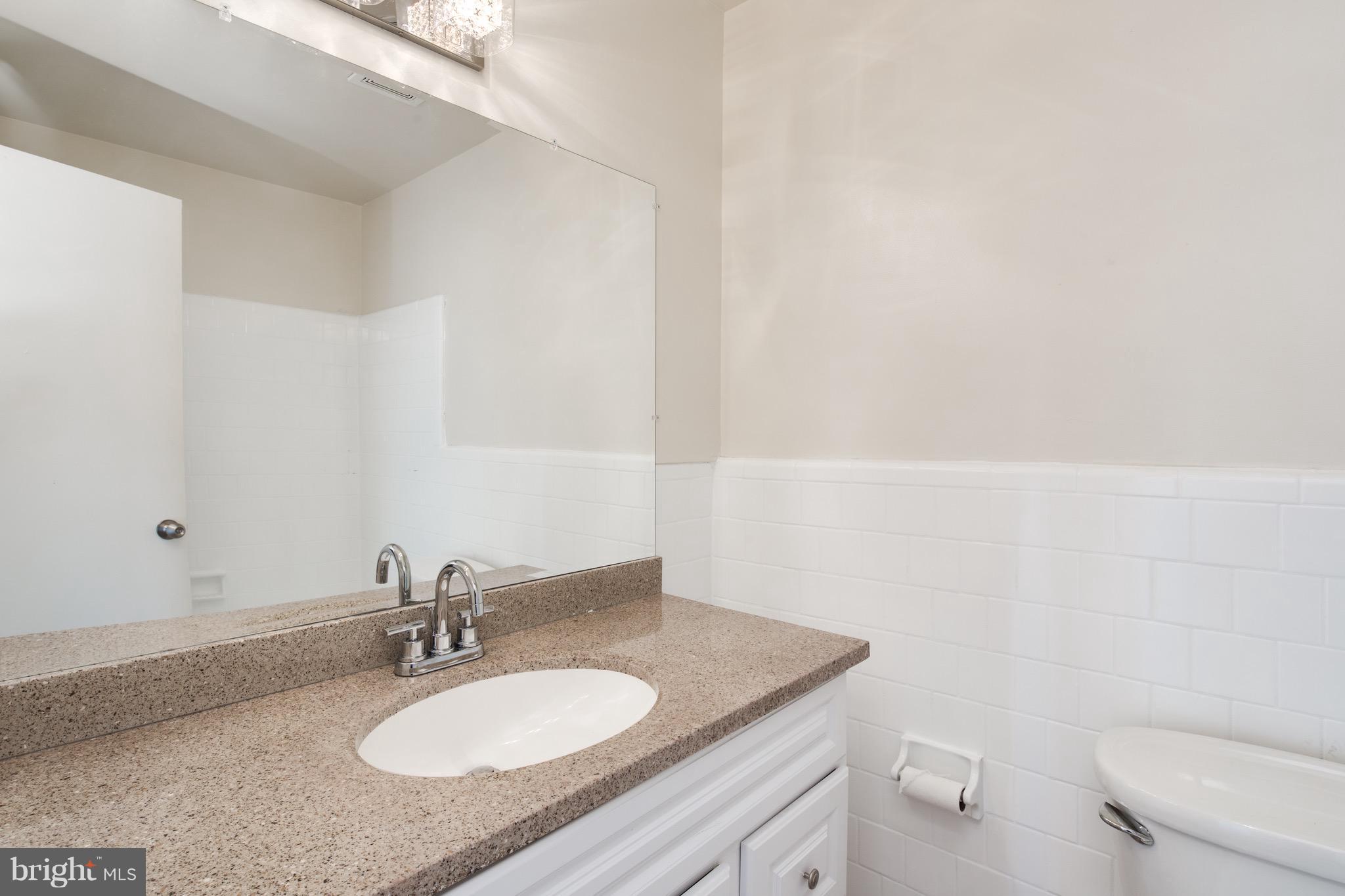 HUNTINGTON WALK - Residential Lease