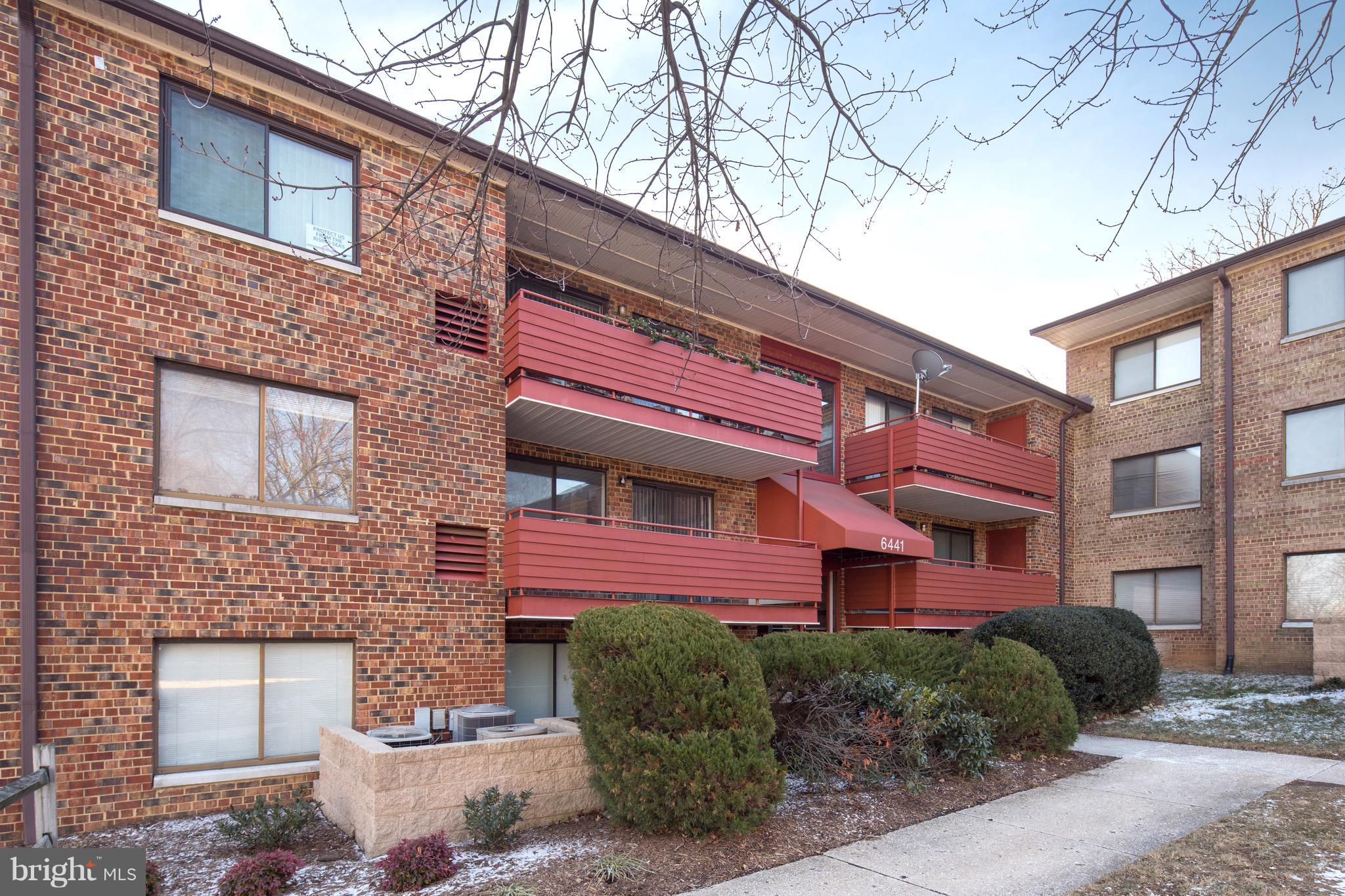 HUNTINGTON WALK - Residential Lease