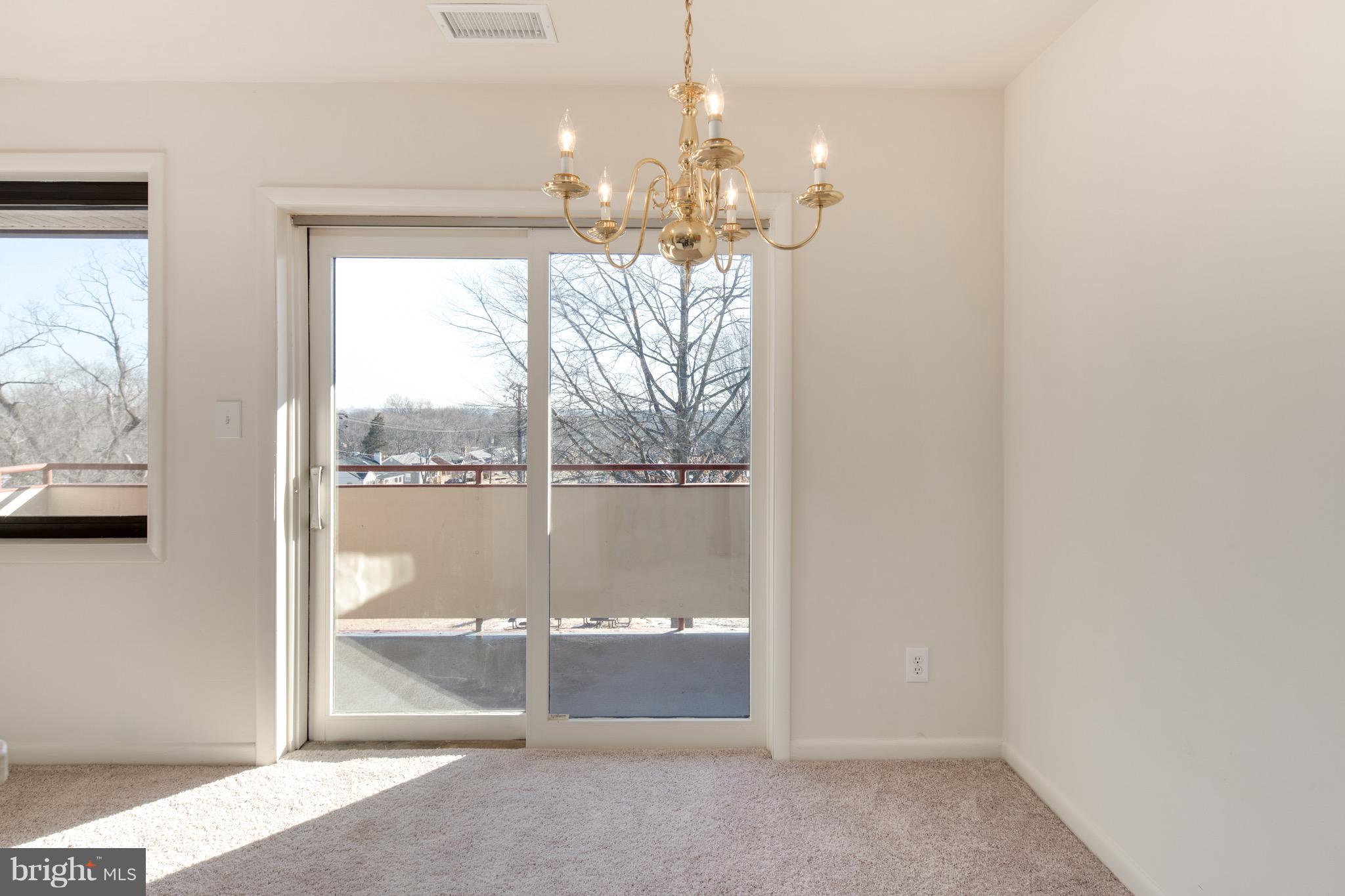 HUNTINGTON WALK - Residential Lease