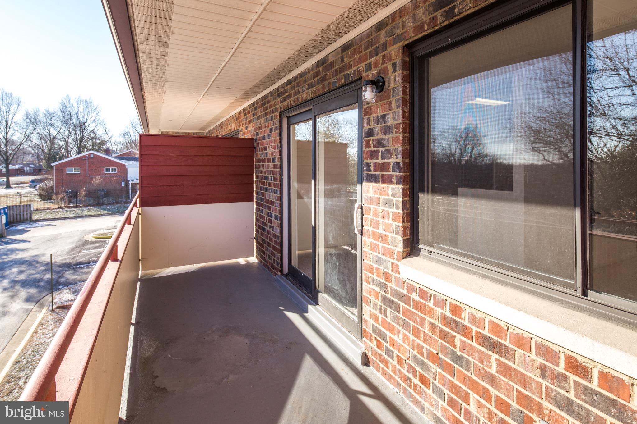 HUNTINGTON WALK - Residential Lease