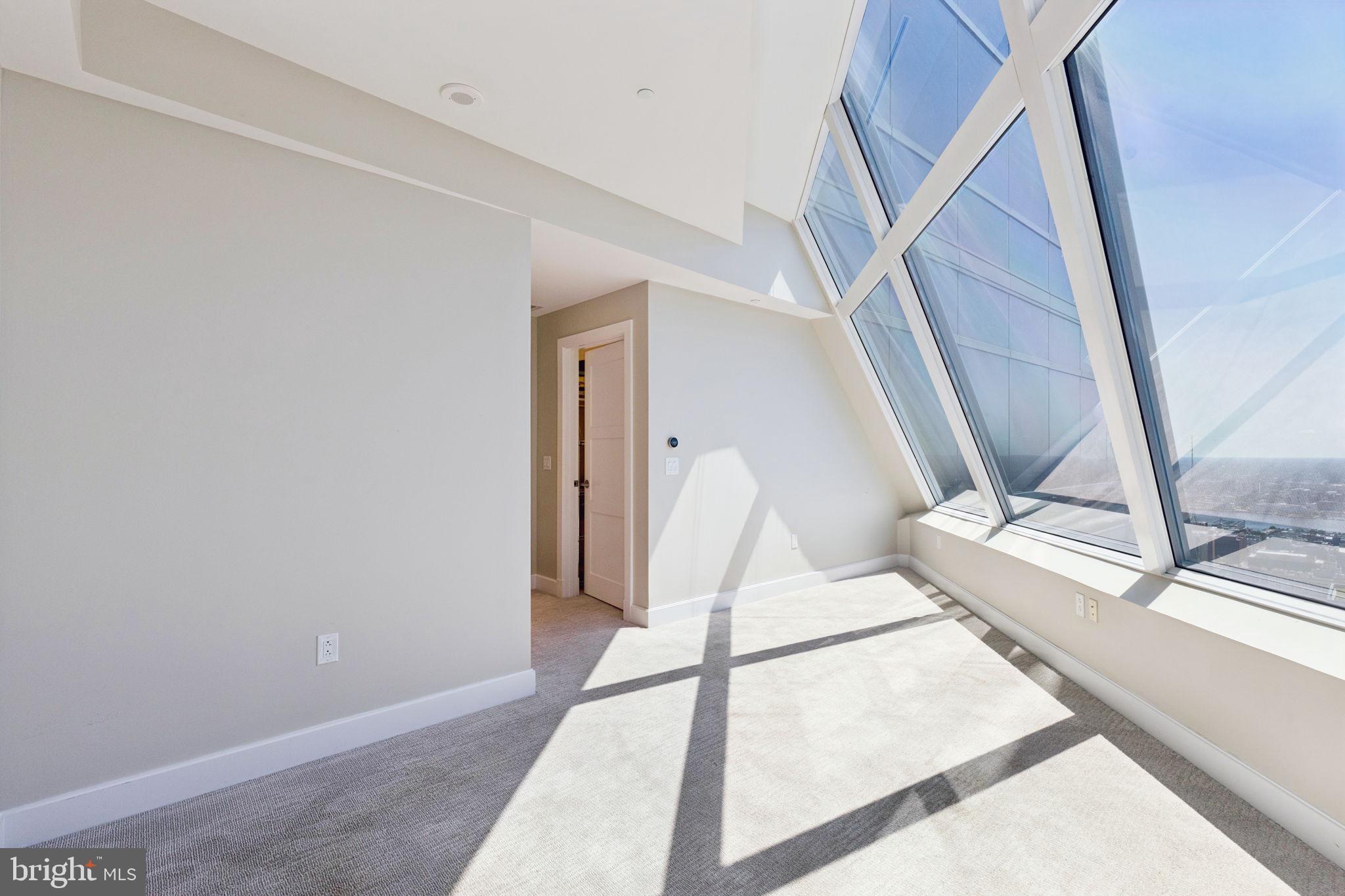 CENTER CITY - Residential