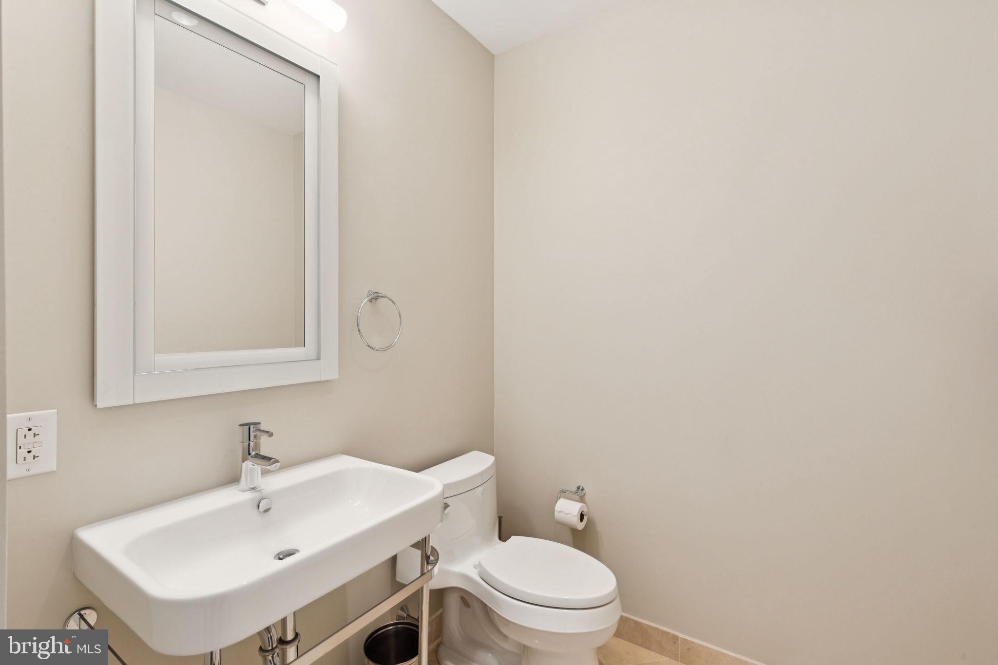 CENTER CITY - Residential