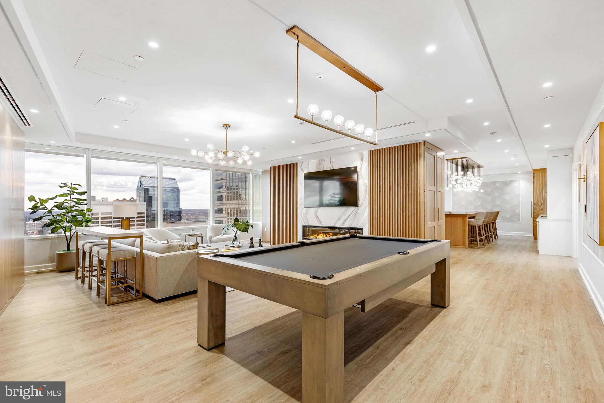 CENTER CITY - Residential