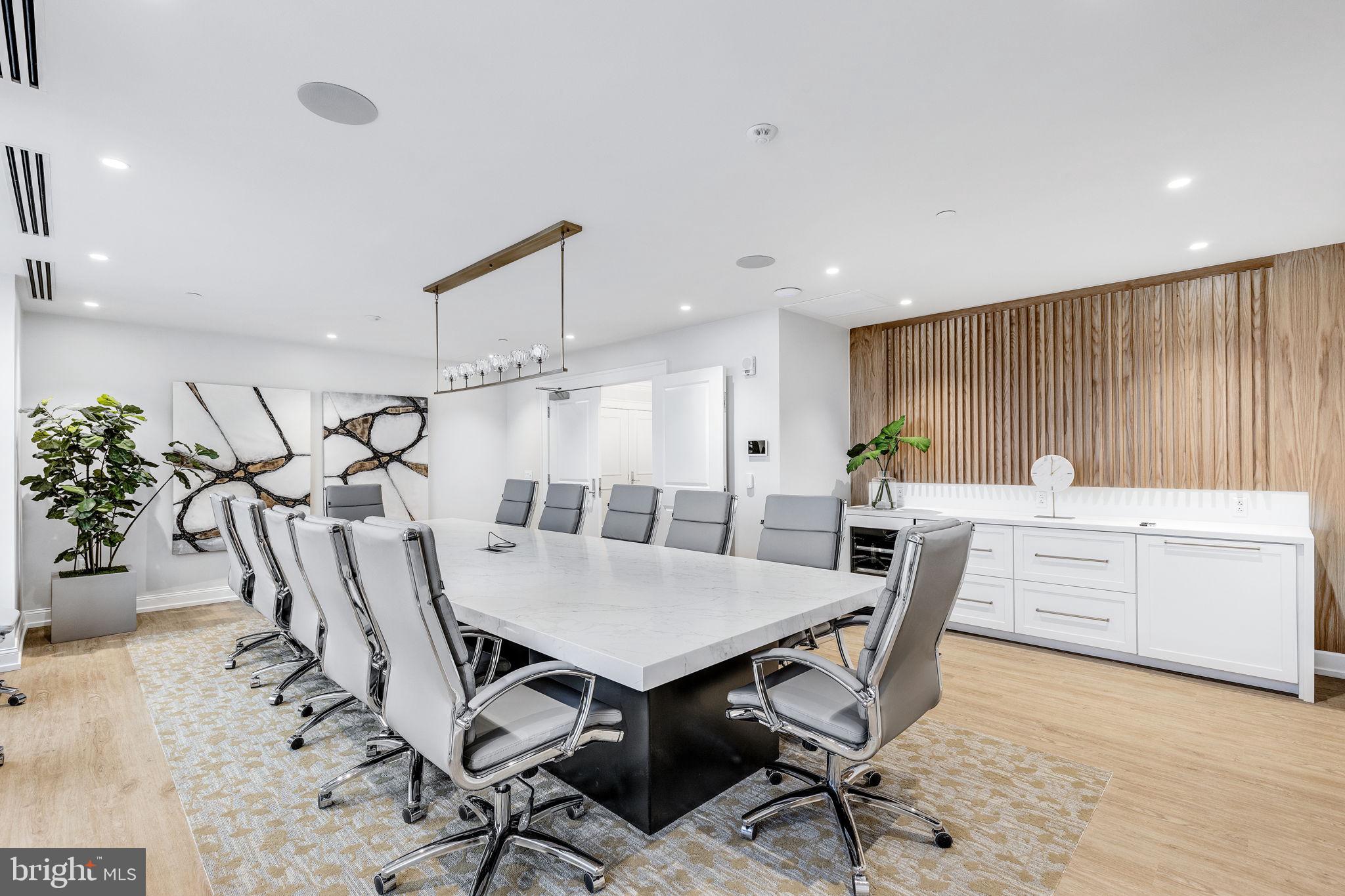 CENTER CITY - Residential
