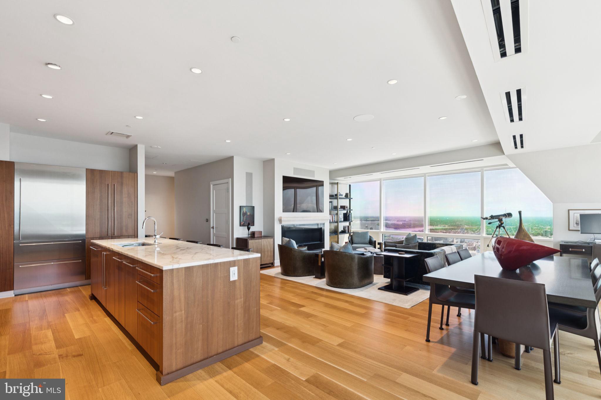 CENTER CITY - Residential