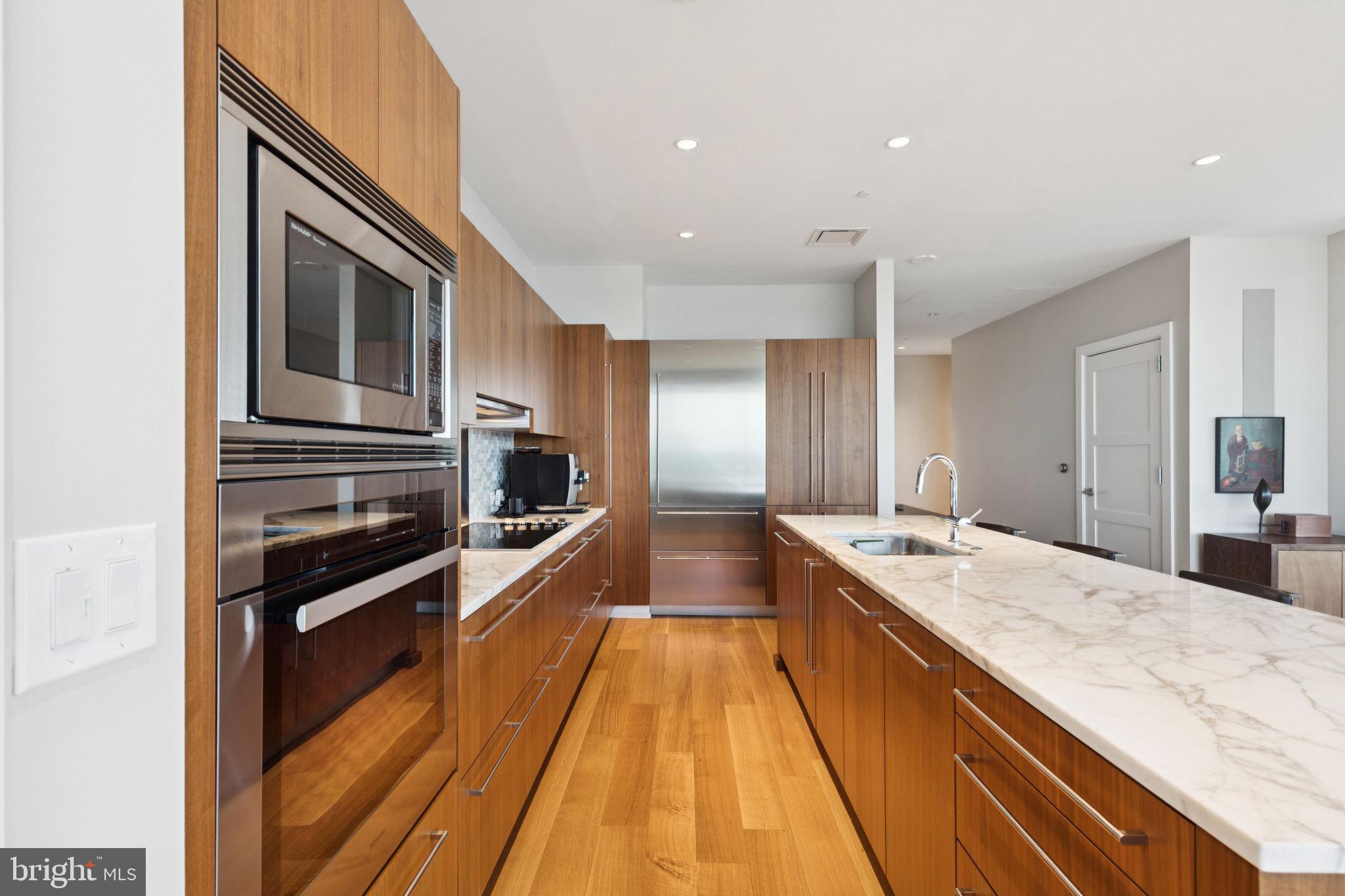 CENTER CITY - Residential