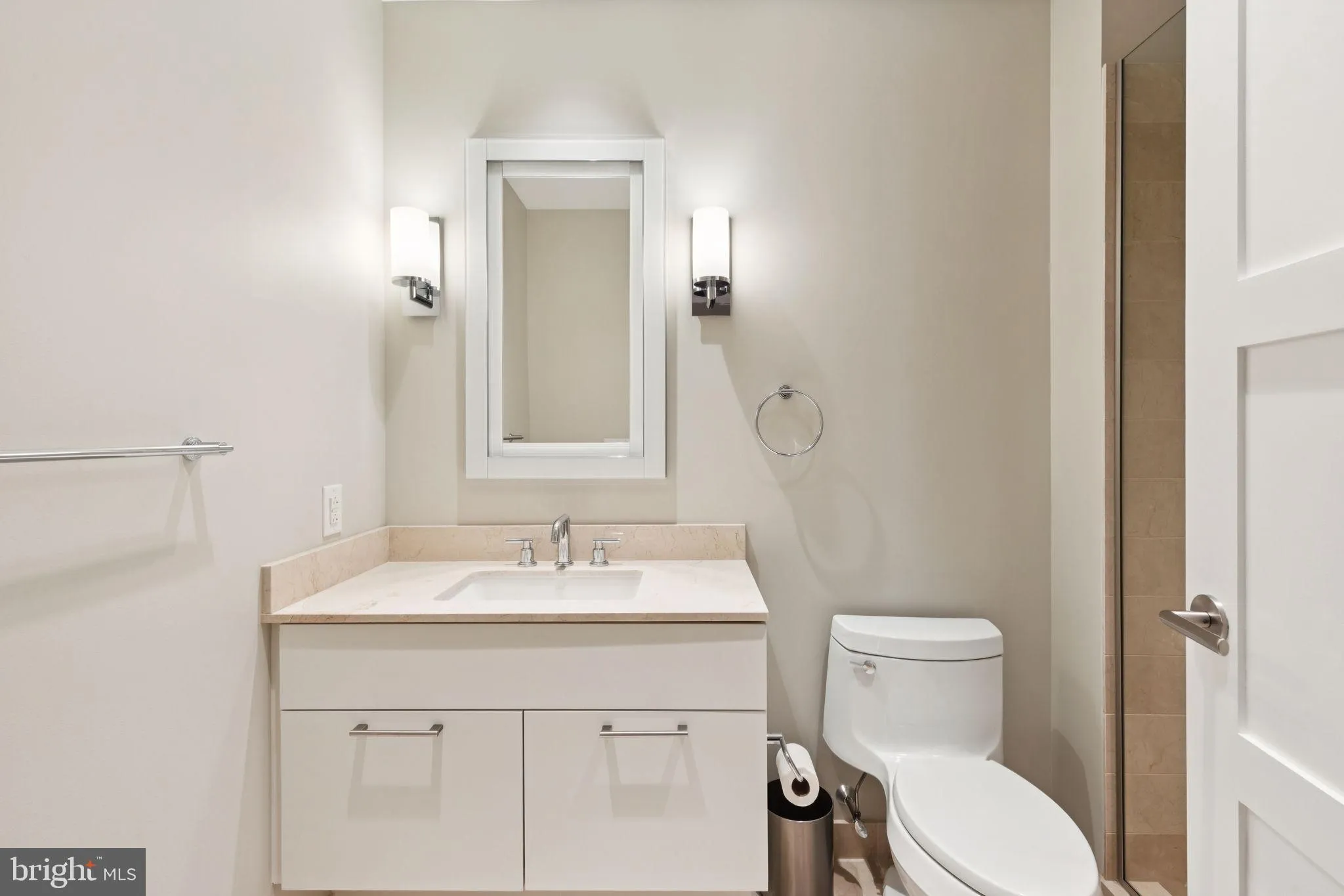 Philadelphia, Pennsylvania 19102, United States, 3 Bedrooms Bedrooms, ,4 BathroomsBathrooms,Residential,Active,145333