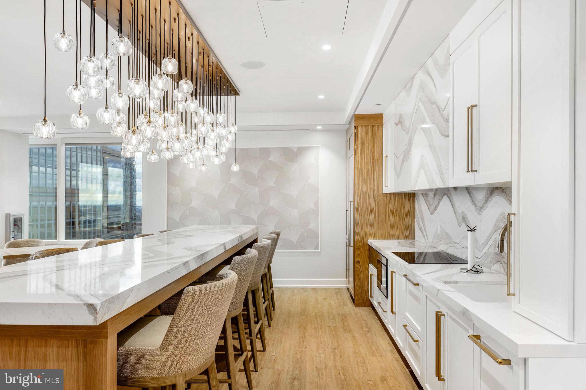 CENTER CITY - Residential