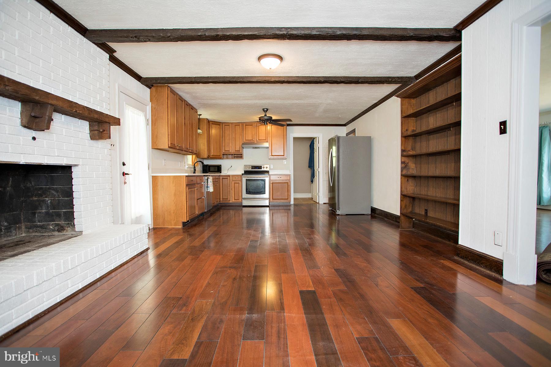 WESTWOOD - Residential Lease