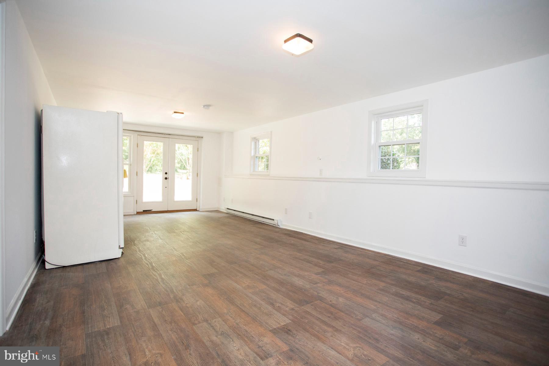 WESTWOOD - Residential Lease