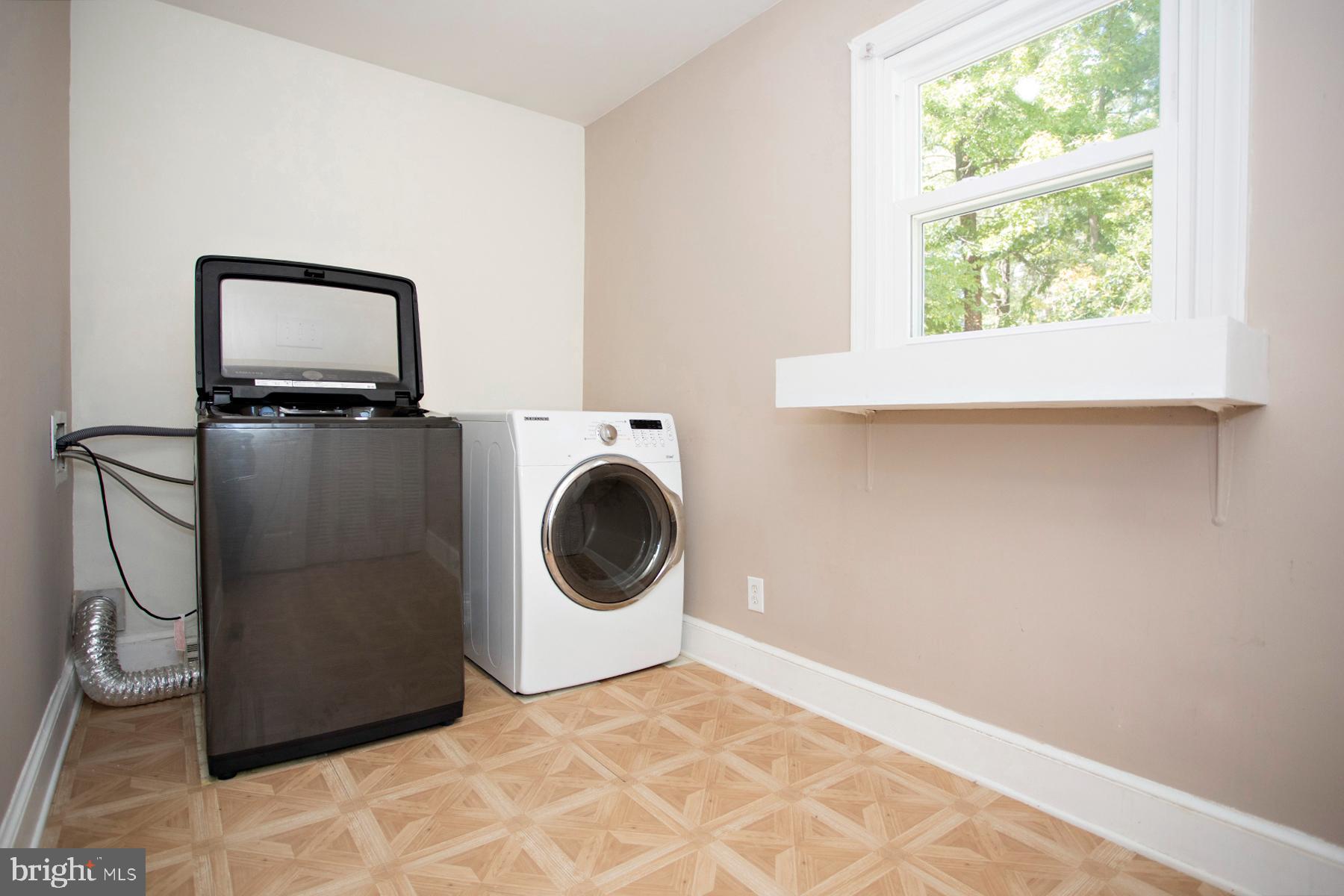 WESTWOOD - Residential Lease