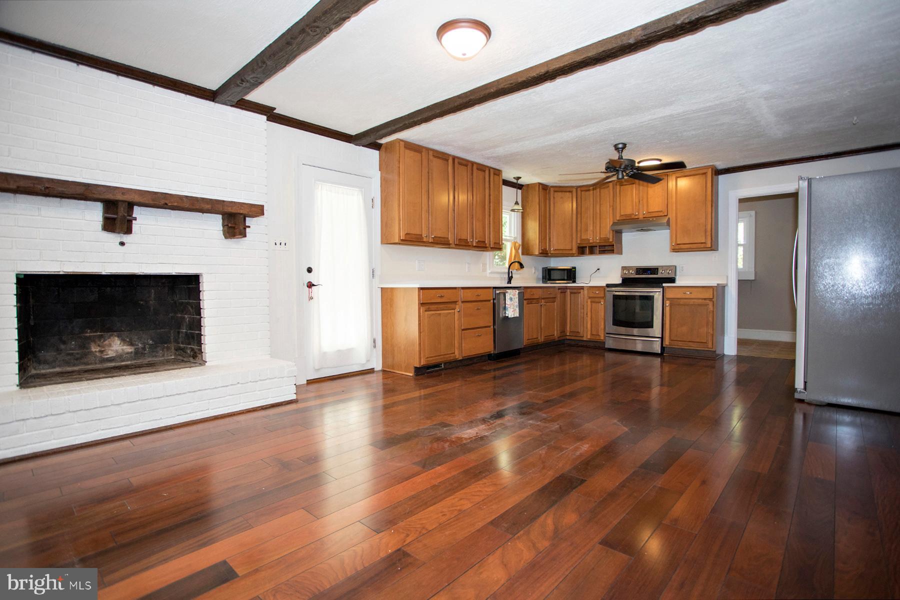 WESTWOOD - Residential Lease